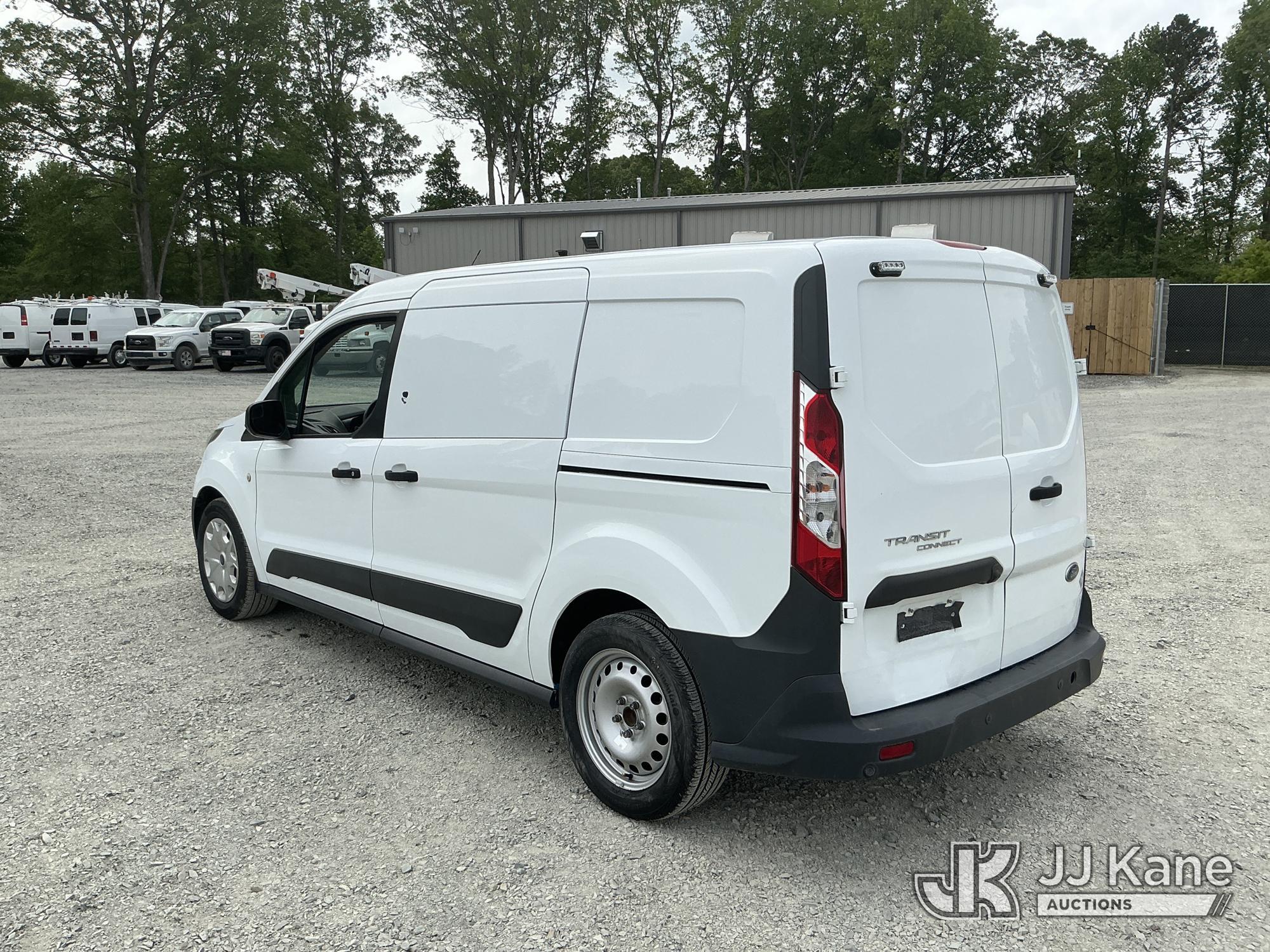 (China Grove, NC) 2018 Ford TRANSIT CONNECT Mini Cargo Van Runs & Moves) (Check Engine Light On, Pai