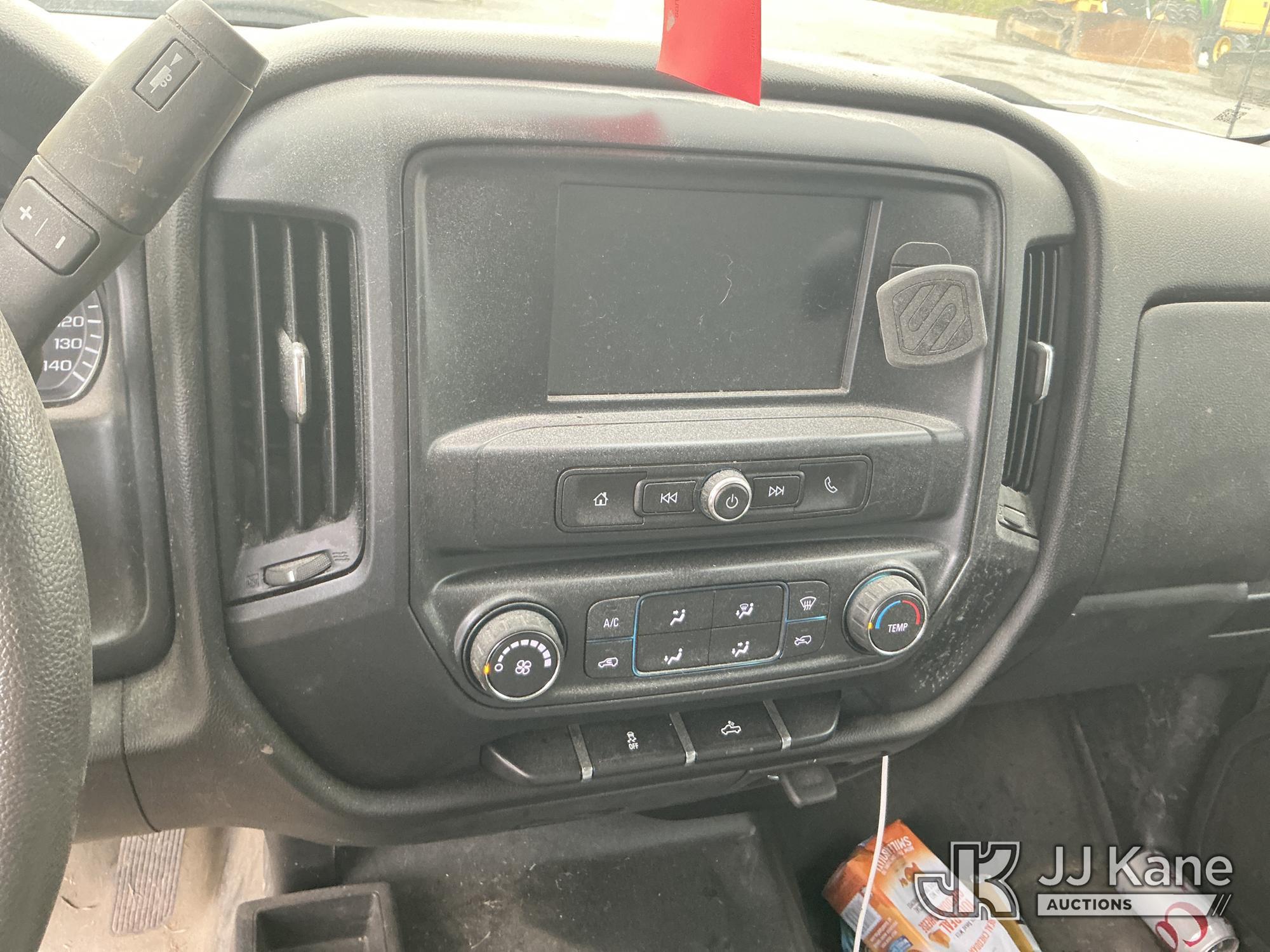(Moncks Corner, SC) 2018 Chevrolet Silverado 1500 4x4 Crew-Cab Pickup Truck Not Running, Condition U