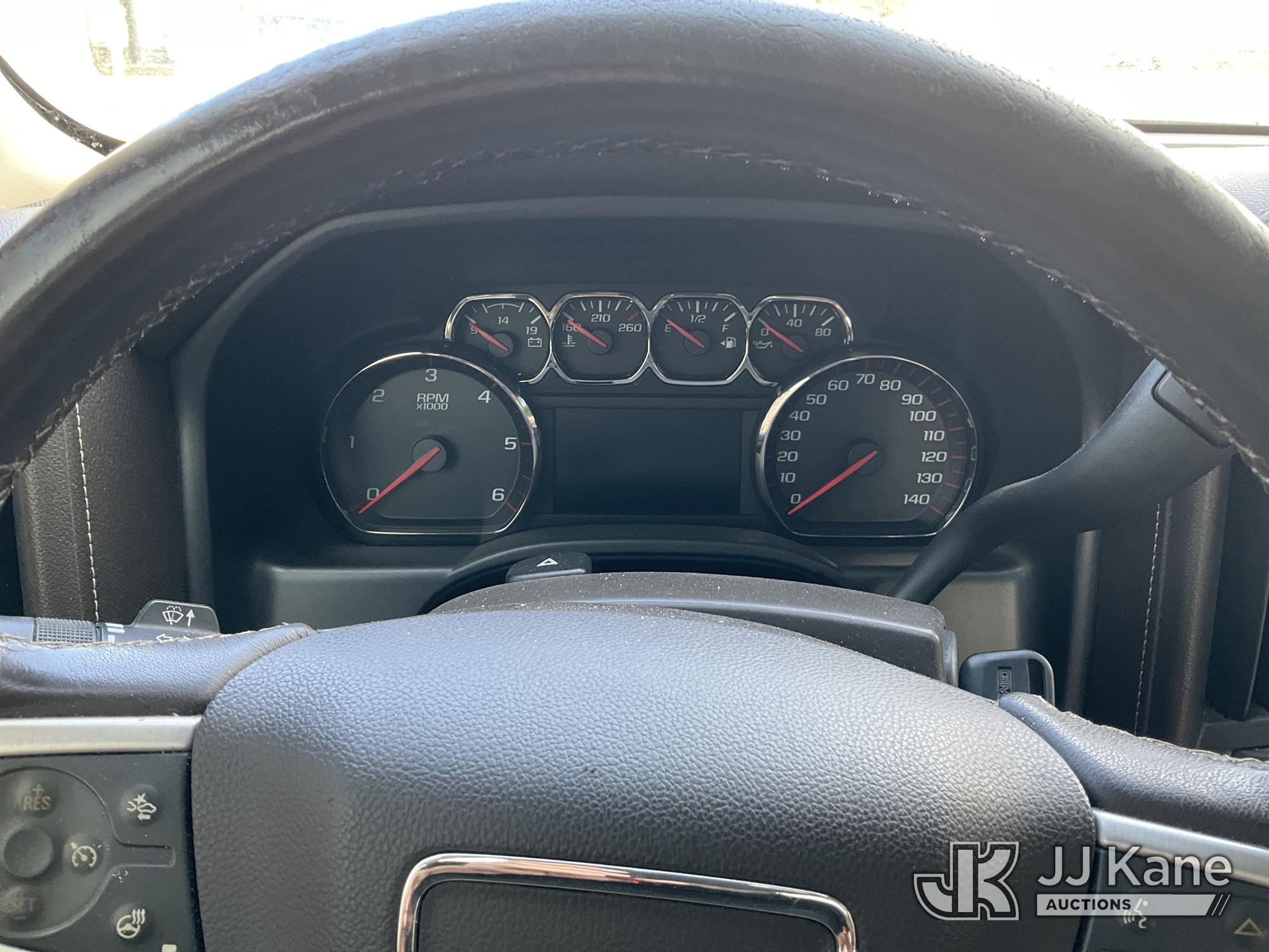 (Florence, SC) 2015 GMC Sierra 1500 4x4 Crew-Cab Pickup Truck Not Running Condition Unknown) (Parts