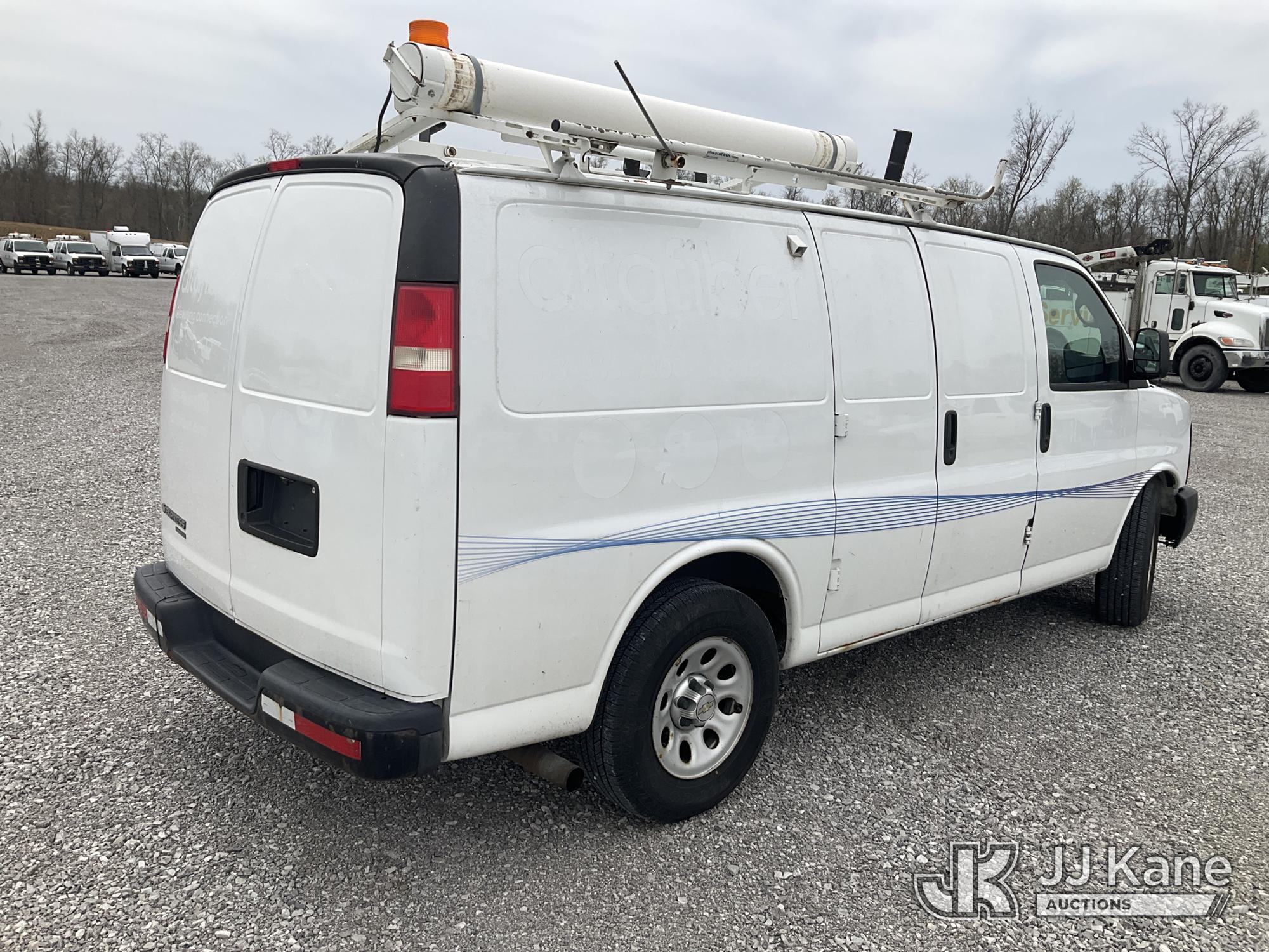 (Verona, KY) 2013 Chevrolet Express G1500 Cargo Van Runs & Moves) (Rust Damage