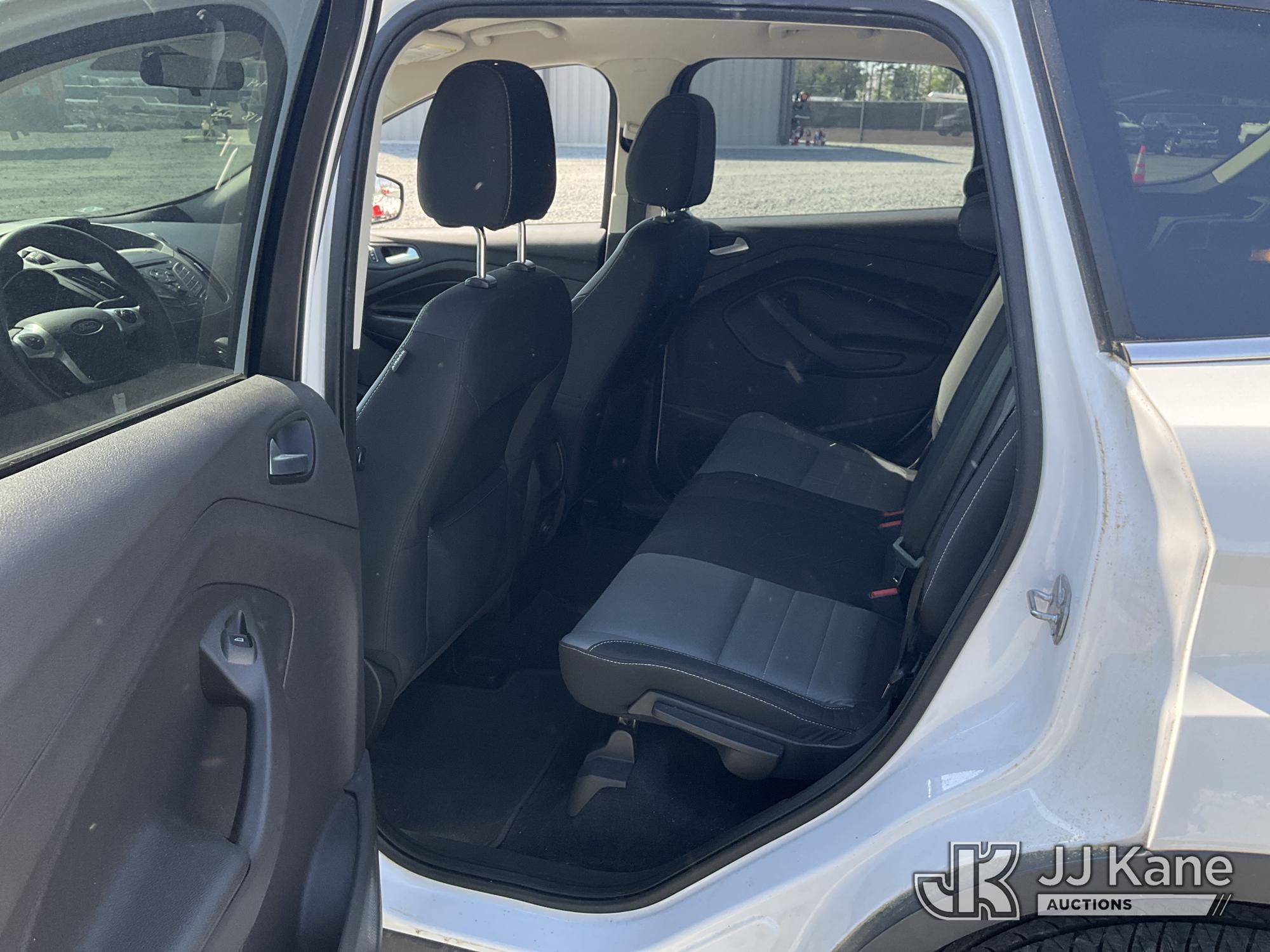 (China Grove, NC) 2015 Ford Escape 4x4 4-Door Sport Utility Vehicle Runs & Moves) (Engine Light On,