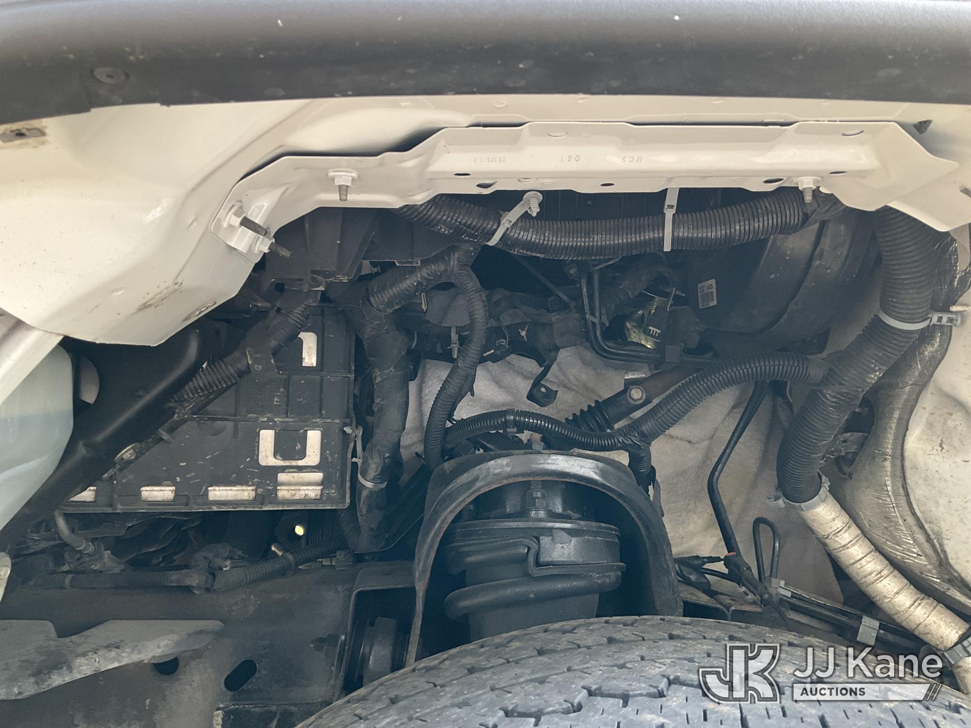 (Florence, SC) 2015 GMC Sierra 1500 4x4 Crew-Cab Pickup Truck Not Running Condition Unknown) (Parts