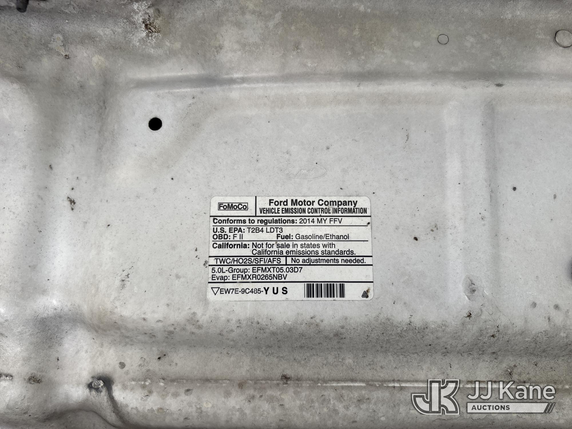 (Tampa, FL) 2014 Ford F150 4x4 Extended-Cab Pickup Truck Runs & Moves) (Body & Paint Damage