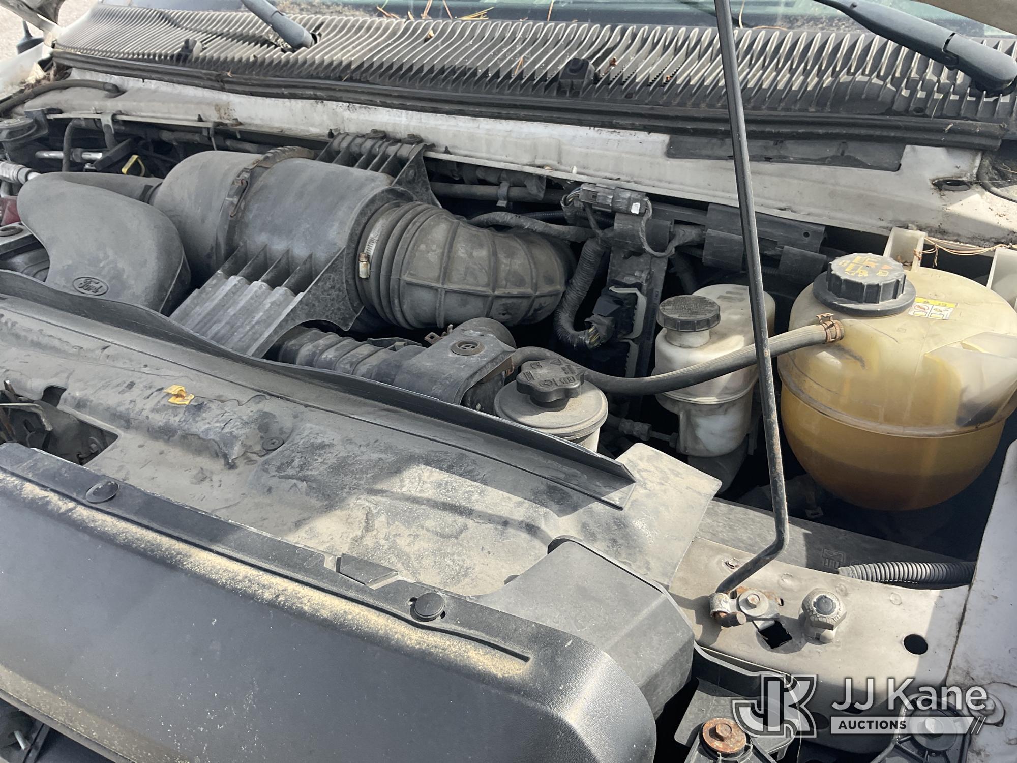 (Verona, KY) 2011 Ford E250 Cargo Van Runs & Moves) (Rust Damage