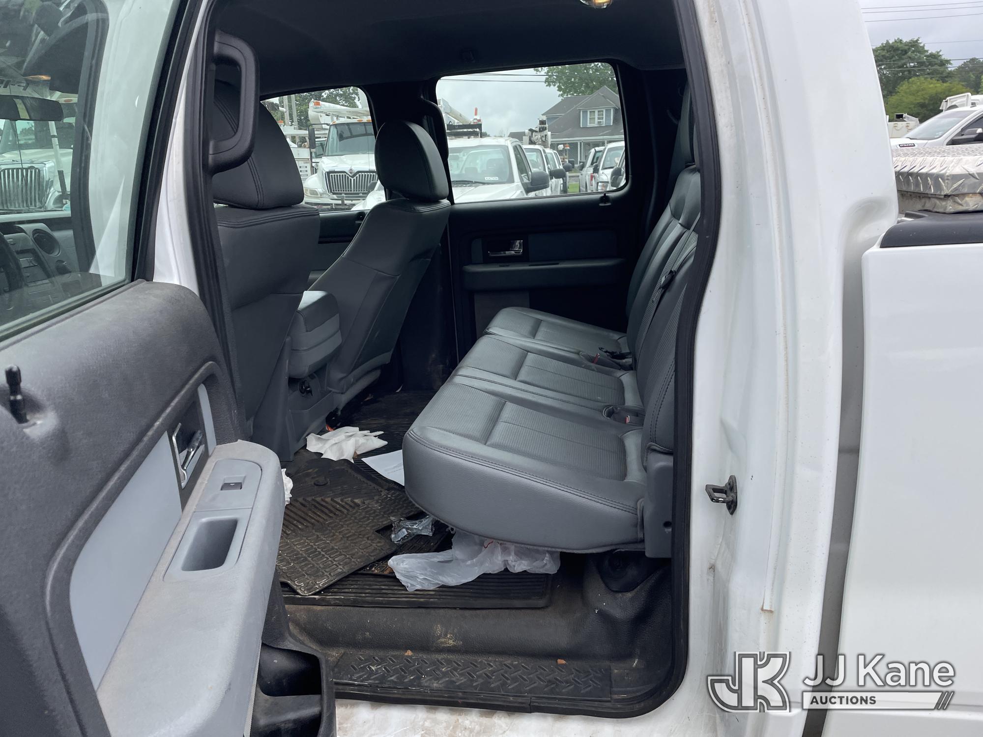 (Albertville, AL) 2012 Ford F150 4x4 Crew-Cab Pickup Truck, (Municipality Owned) Runs & Moves) (Jump