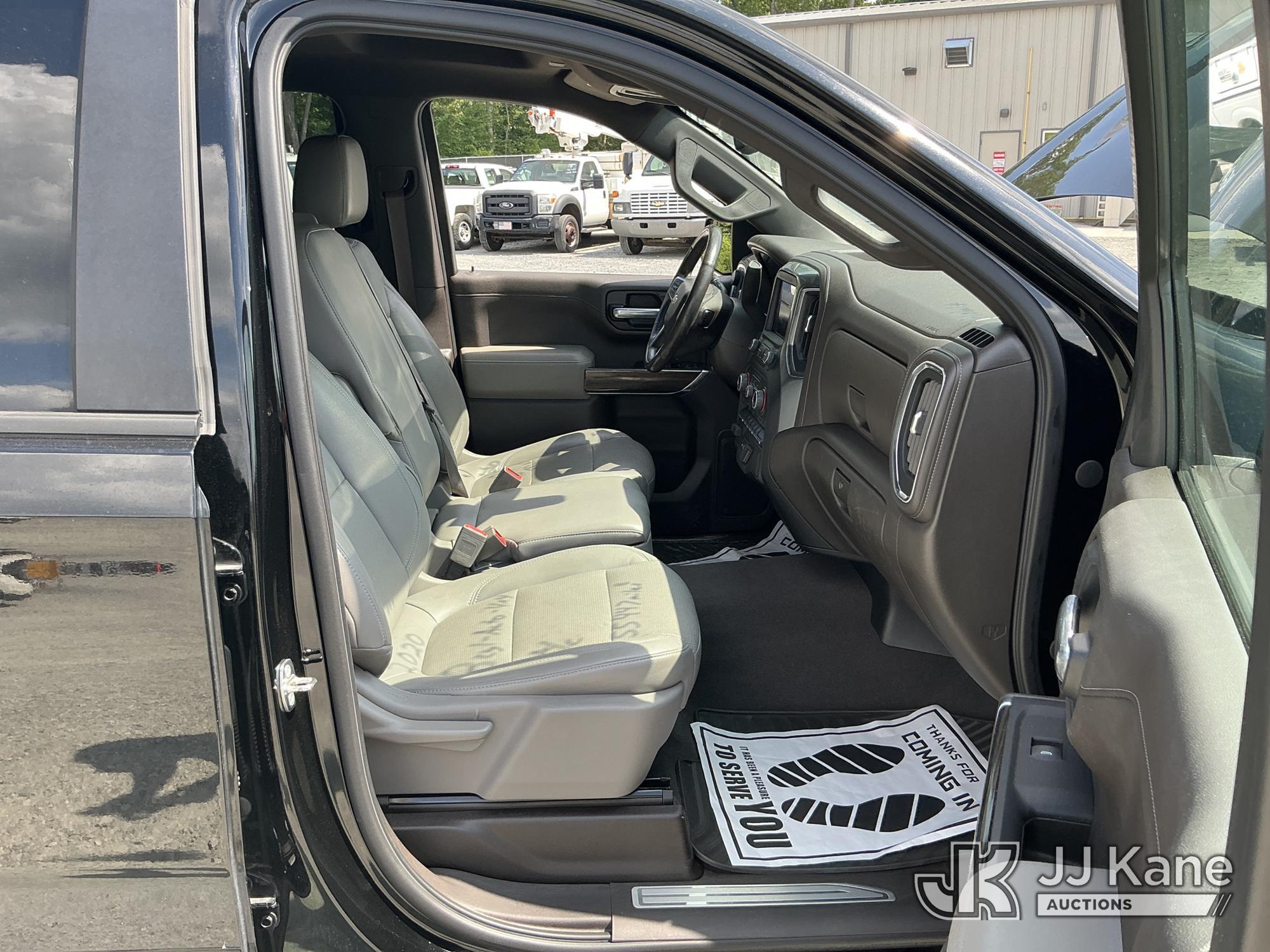 (China Grove, NC) 2020 Chevrolet Silverado 1500 4x4 Crew-Cab Pickup Truck Runs & Moves) (Seller Stat