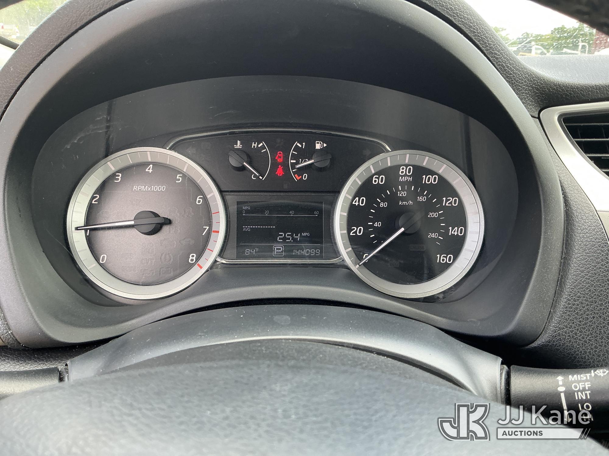 (Tampa, FL) 2014 Nissan Sentra 4-Door Sedan Runs & Moves) (Body Damage, Paint Damage) (FL Residents