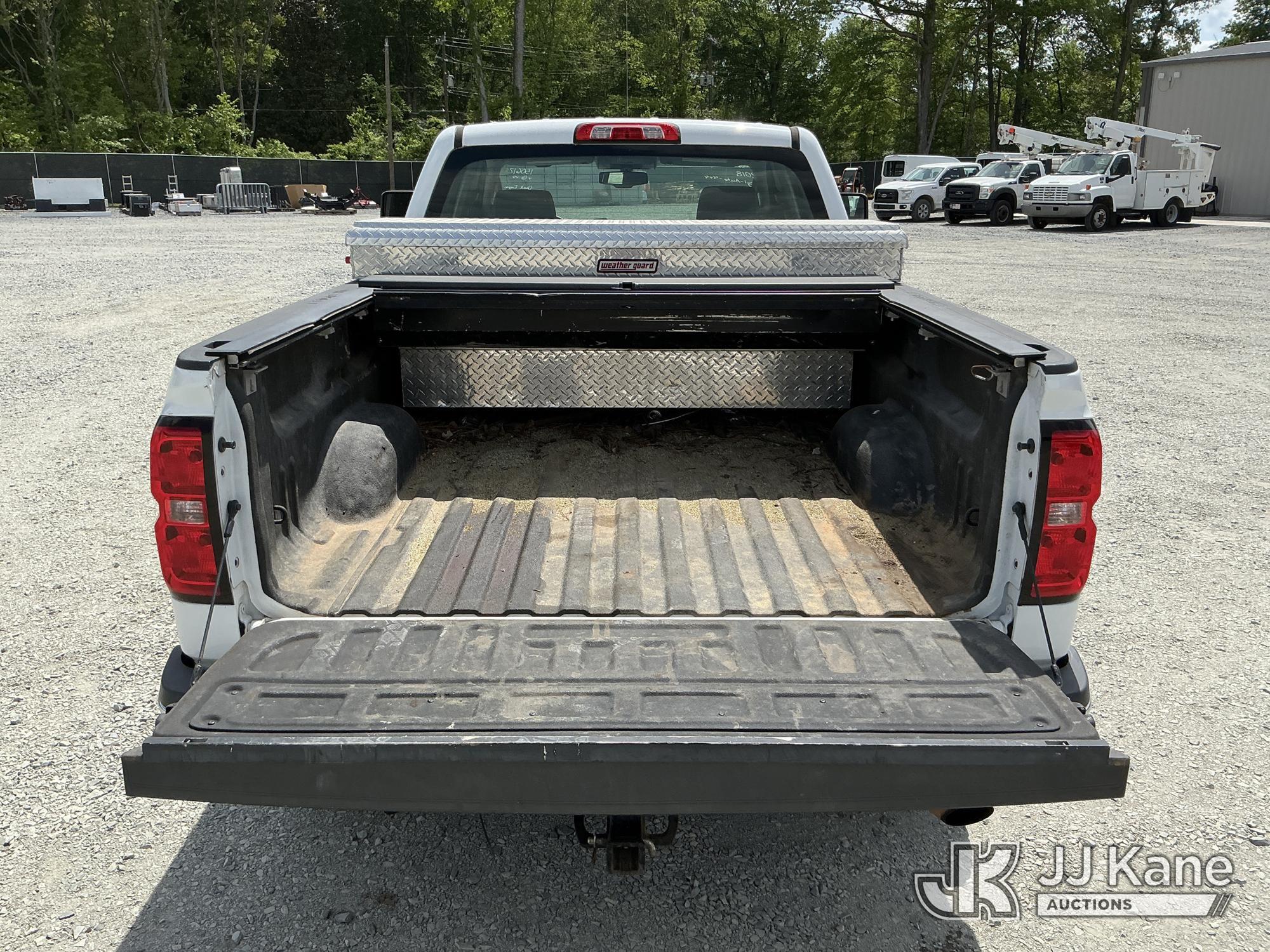 (China Grove, NC) 2018 Chevrolet Silverado 2500HD 4x4 Extended-Cab Pickup Truck Runs & Moves) (Check