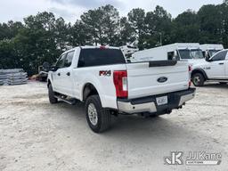 (College Park, GA) 2017 Ford F250 SD 4x4 Crew-Cab Pickup Truck Runs & Moves) (Engine Tick