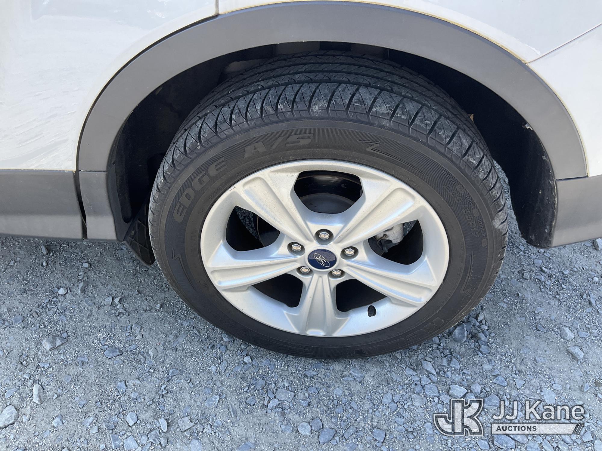 (China Grove, NC) 2015 Ford Escape 4x4 4-Door Sport Utility Vehicle Runs & Moves) (Engine Light On,