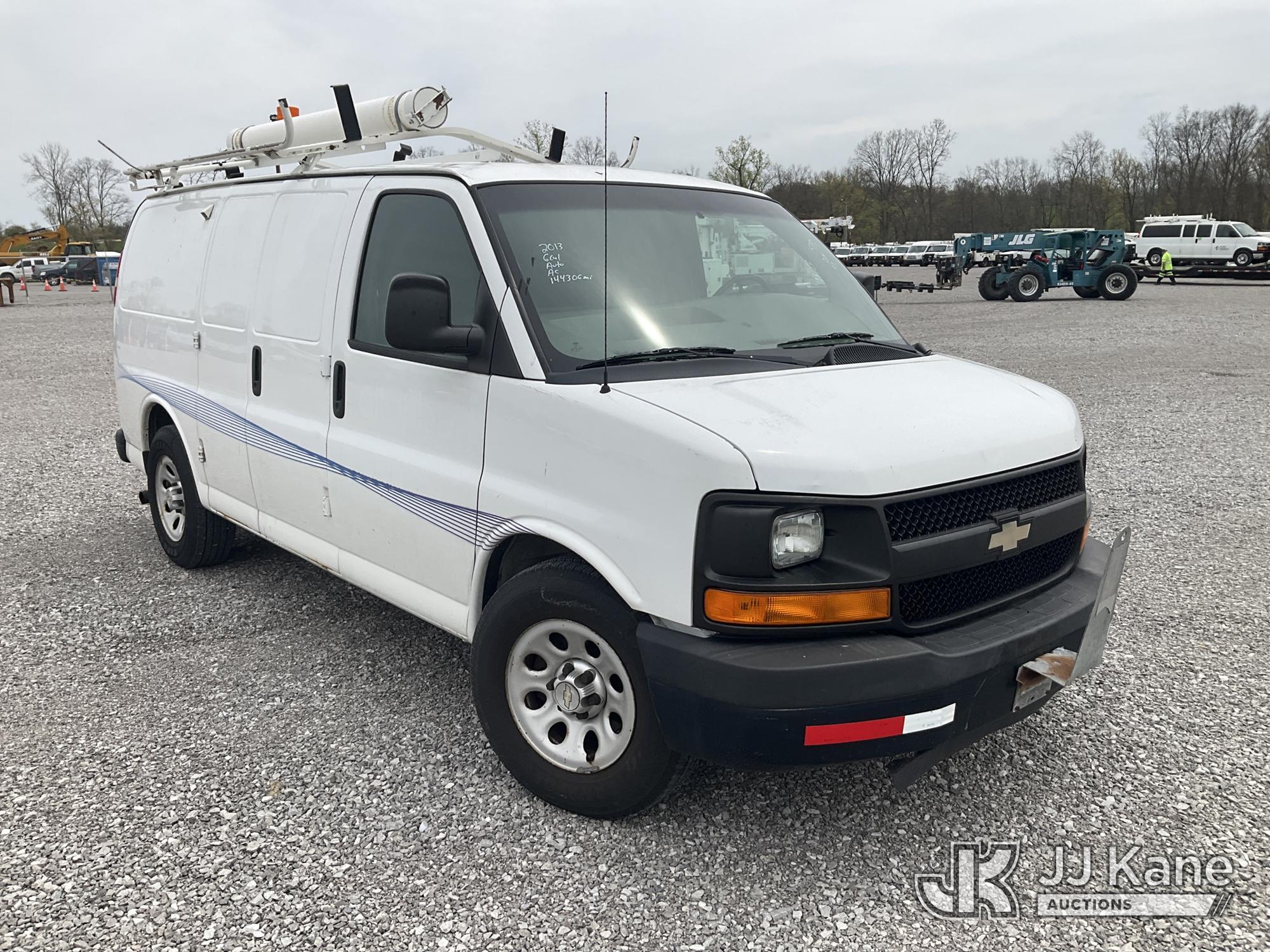 (Verona, KY) 2013 Chevrolet Express G1500 Cargo Van Runs & Moves) (Rust Damage