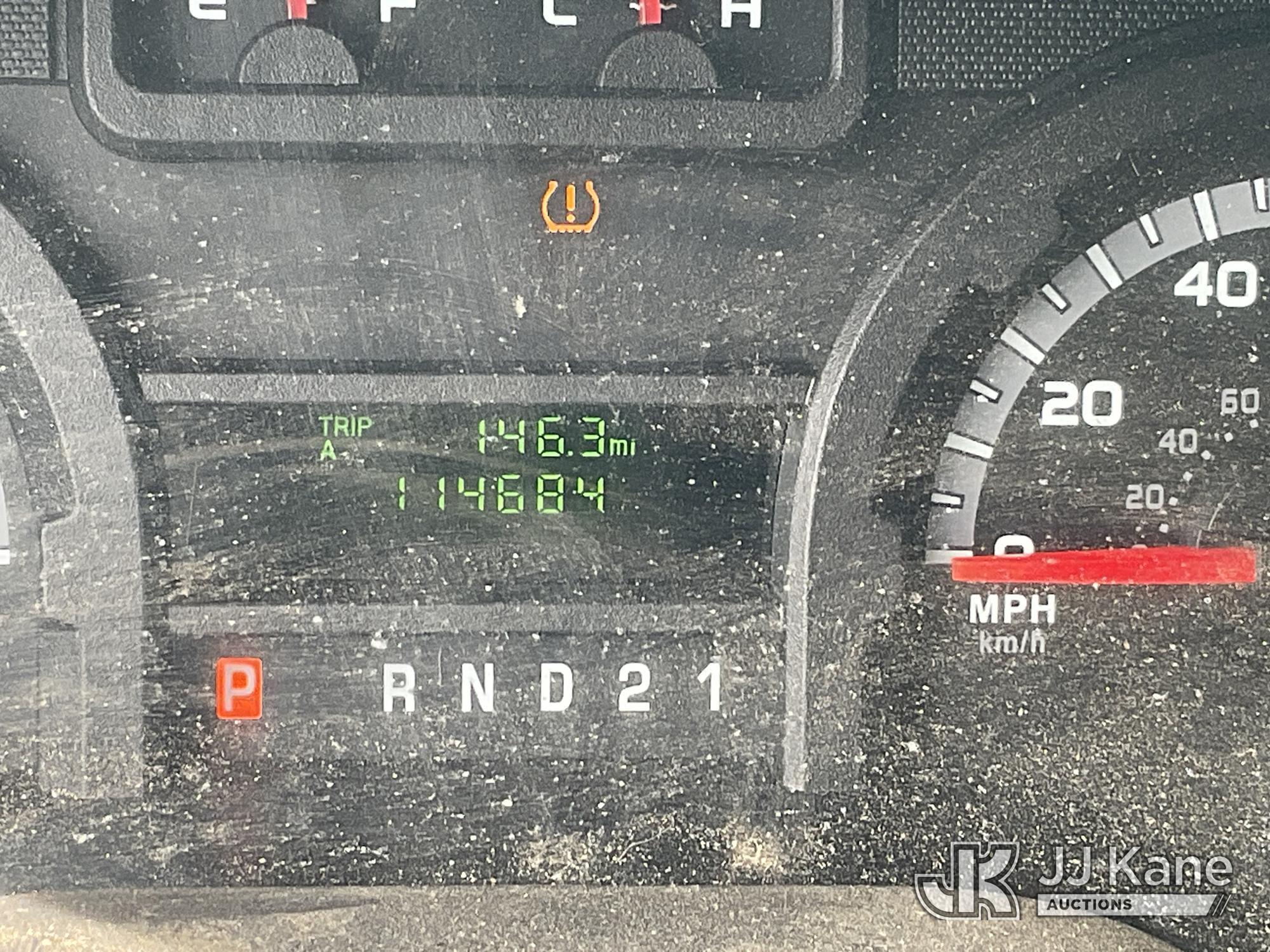 (Verona, KY) 2011 Ford E250 Cargo Van Runs & Moves) (Rust Damage