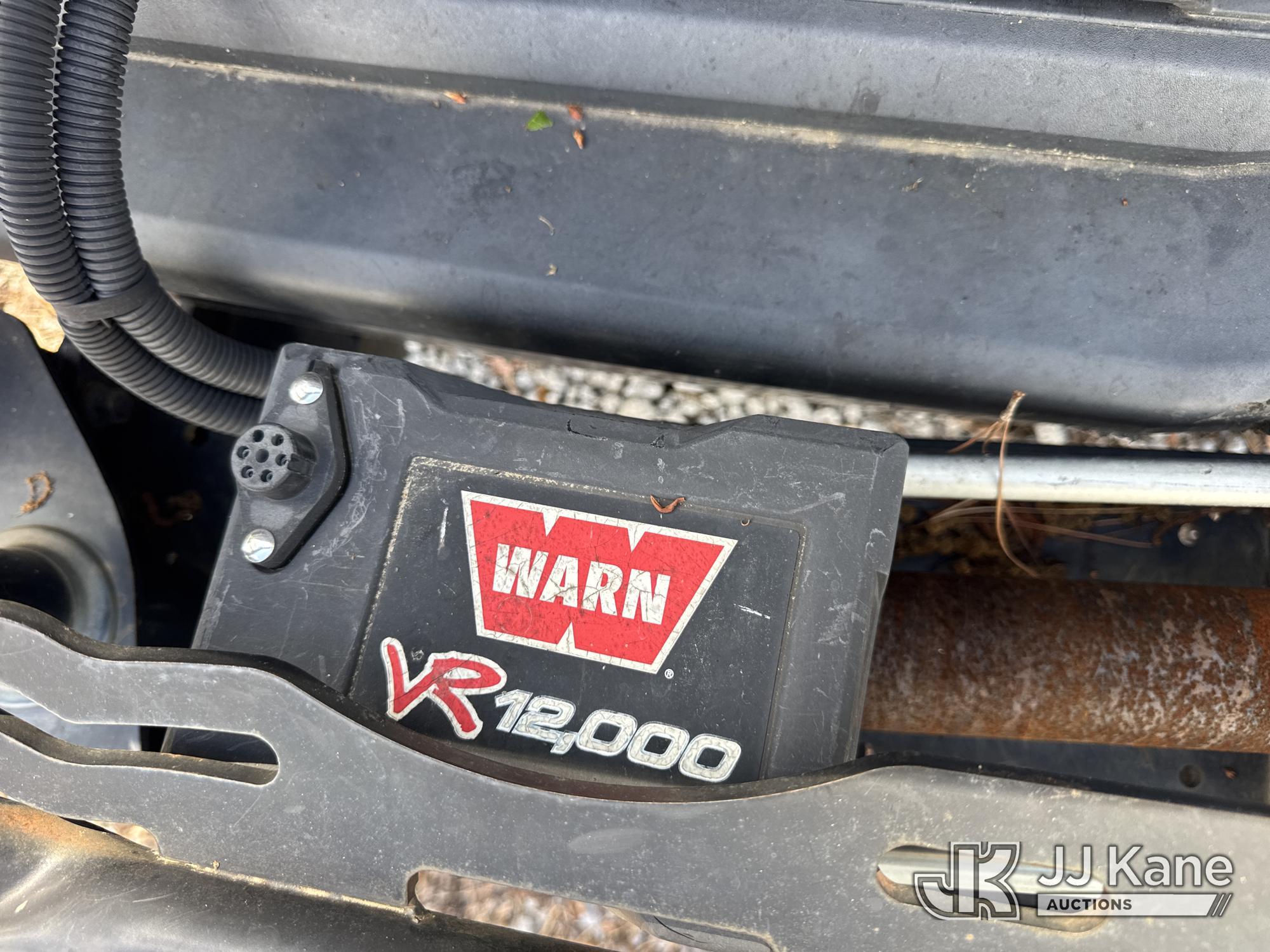 (Wakefield, VA) 2014 Chevrolet Silverado 1500 4x4 Crew-Cab Pickup Truck Not Running, Condition Unkno