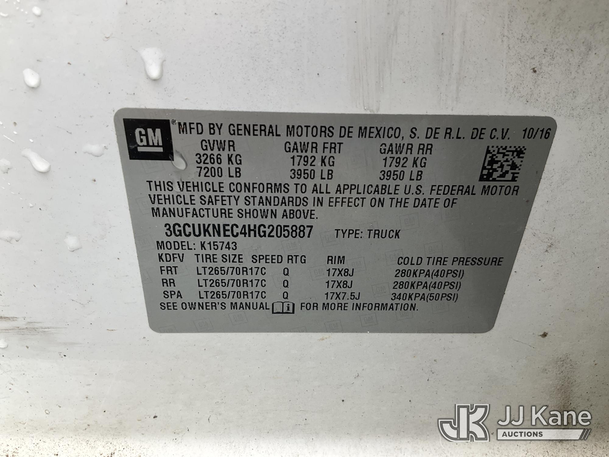 (China Grove, NC) 2017 Chevrolet Silverado 1500 4X4 Crew-Cab Pickup Truck Runs & Moves) (Check Engin