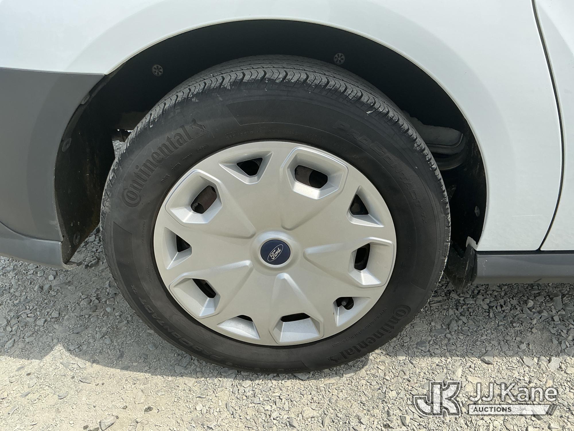 (China Grove, NC) 2018 Ford TRANSIT CONNECT Mini Cargo Van Runs & Moves) (Check Engine Light On, Pai