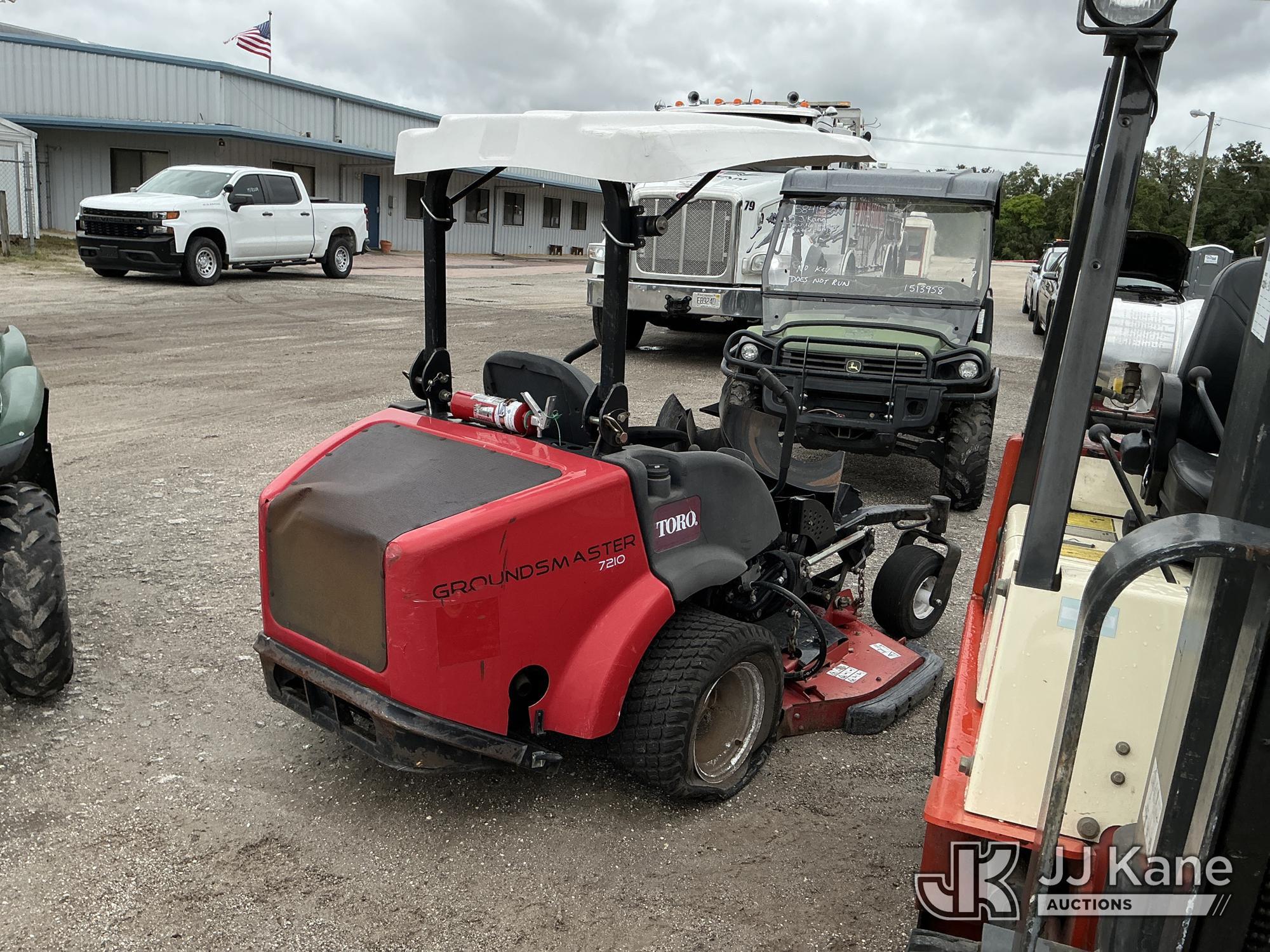 (Tampa, FL) 2014 Toro 7210 Mower Hillsborough County BOCC Unit)(Not Running, Condition Unknown) ( Bo