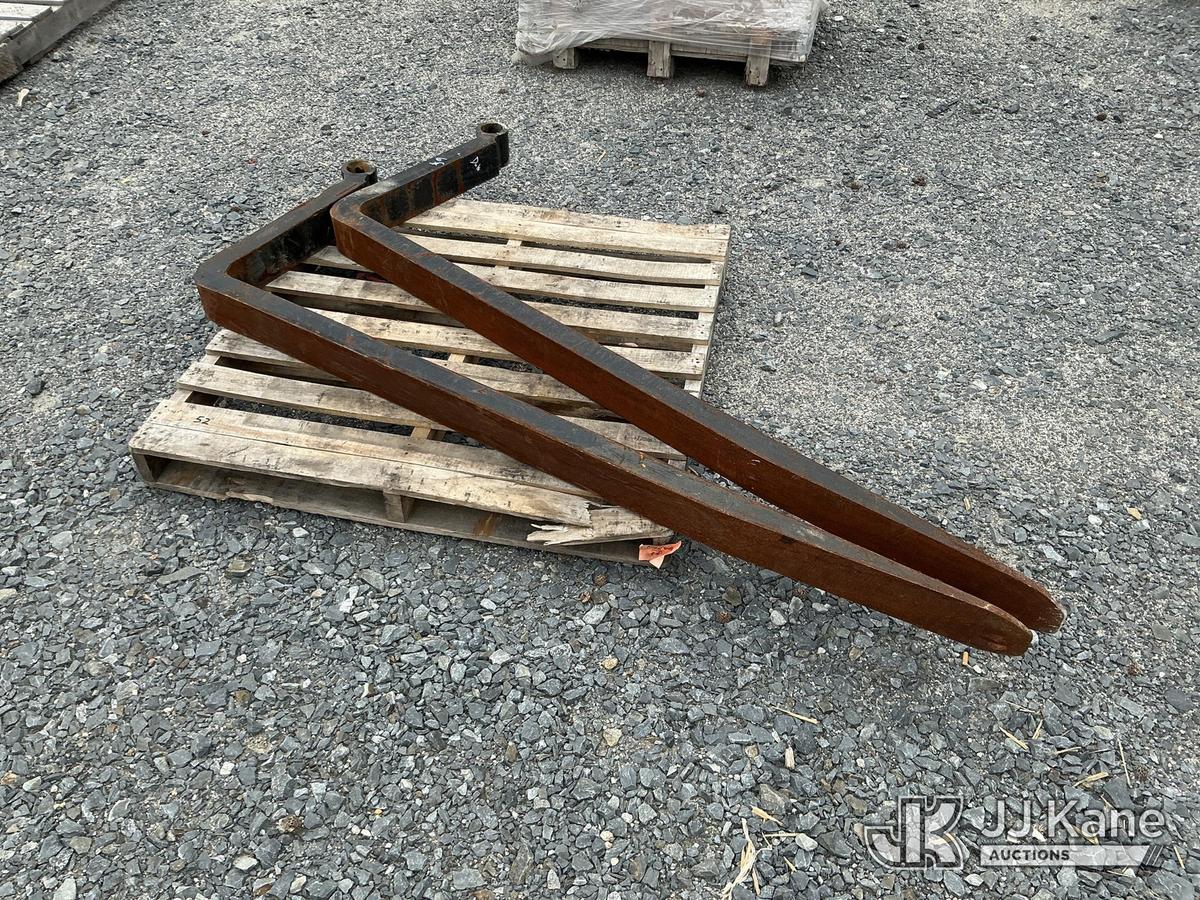 (China Grove, NC) (1) Pair Of 72 in Telehandler Forks NOTE: This unit is being sold AS IS/WHERE IS v