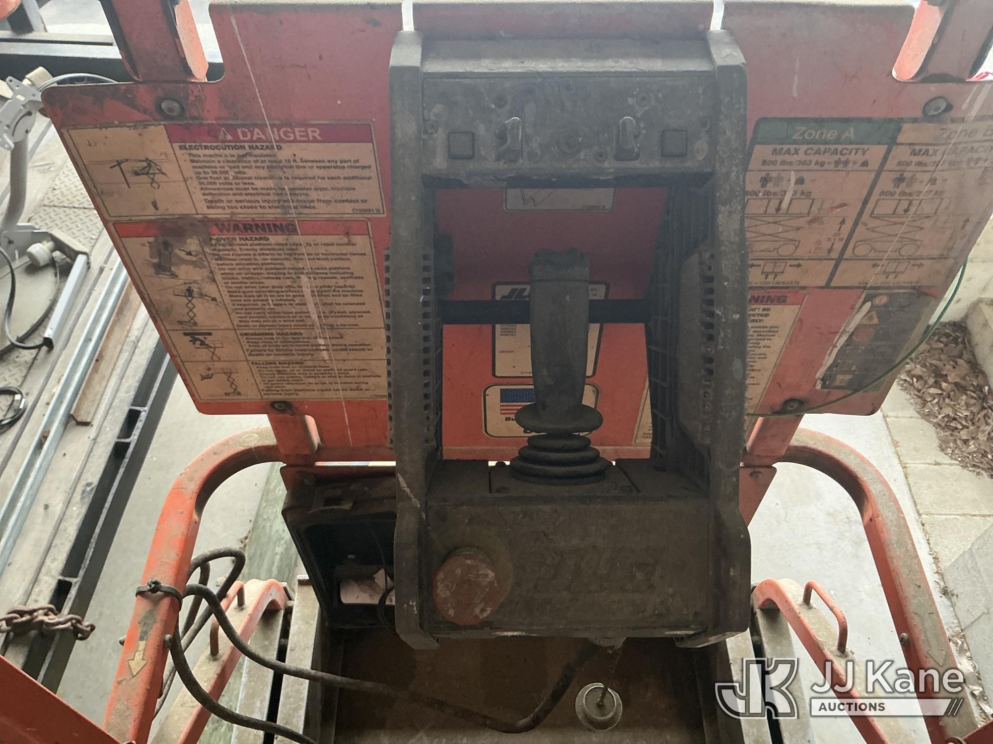 (Aiken, SC) 2004 JLG 2630-ES Self-Propelled Scissor Lift, (Being Sold with Additional 2004 JLG 2630-