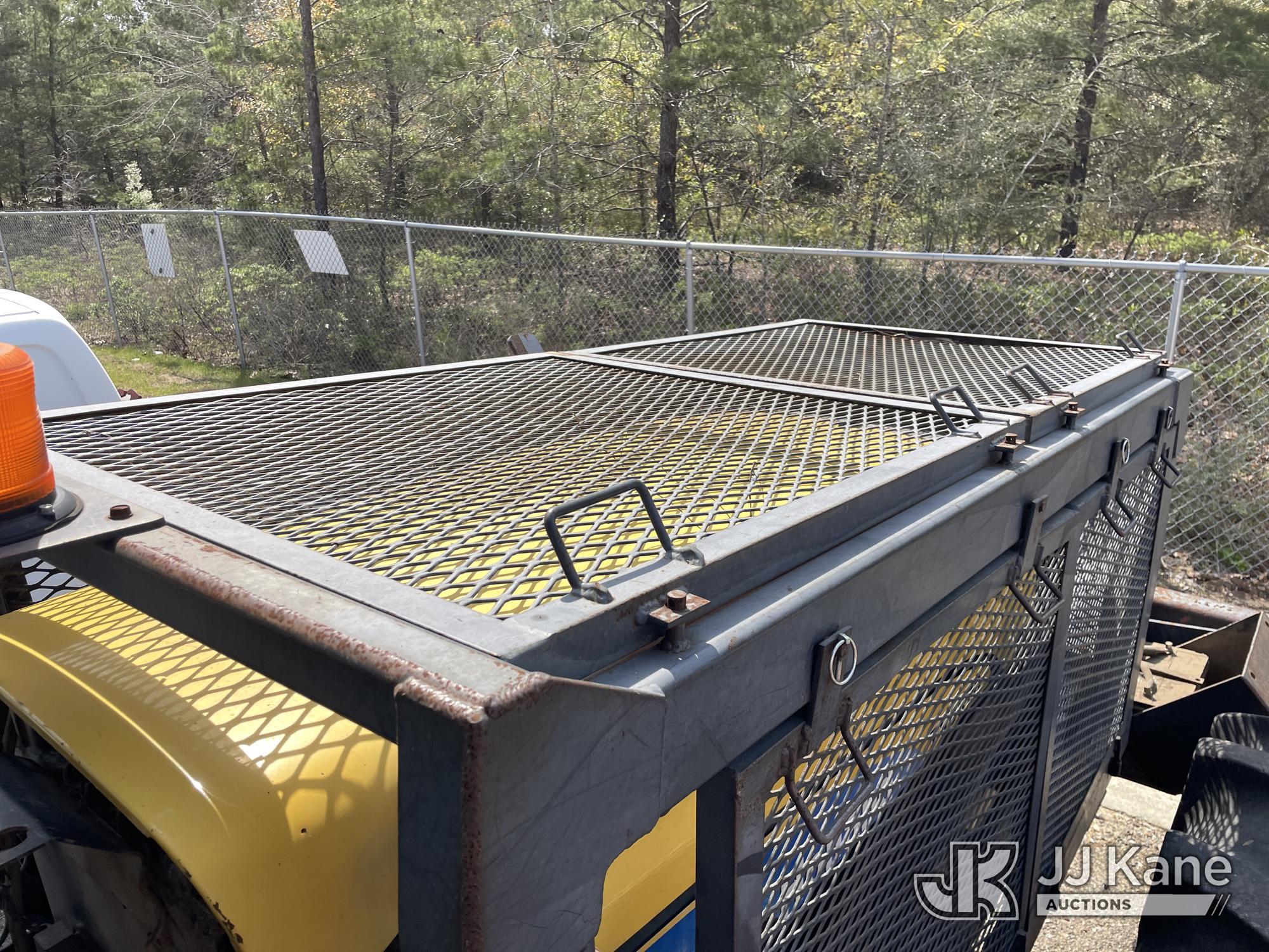 (Defuniak Springs, FL) 2014 New Holland TV6070 4x4 Utility Tractor, (Utility Owned) Runs & Operates,