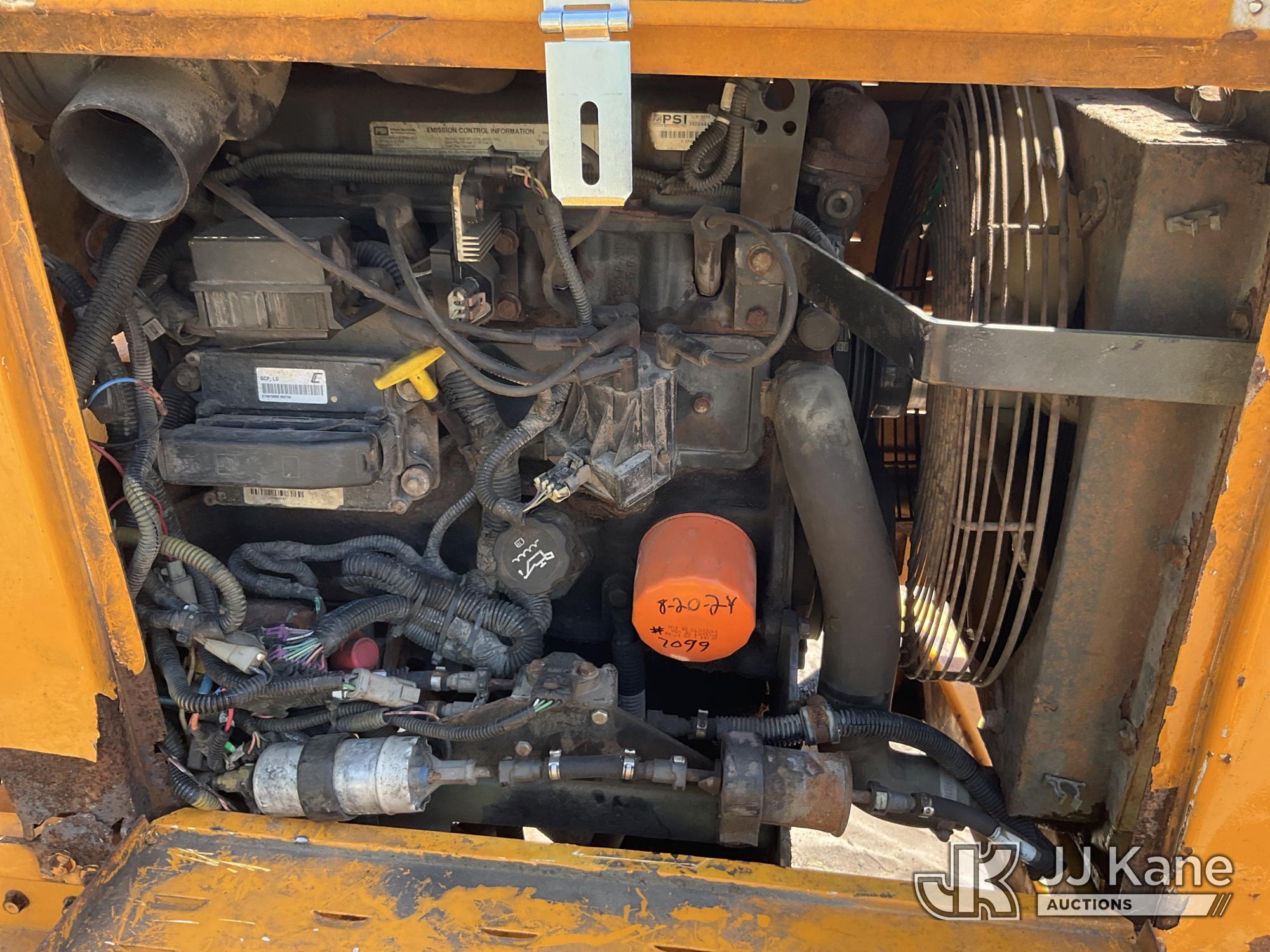 (Ocala, FL) 2018 Bandit 200UC Chipper (12in Disc), trailer mtd. Runs) (Towable, Rust/Body Damage