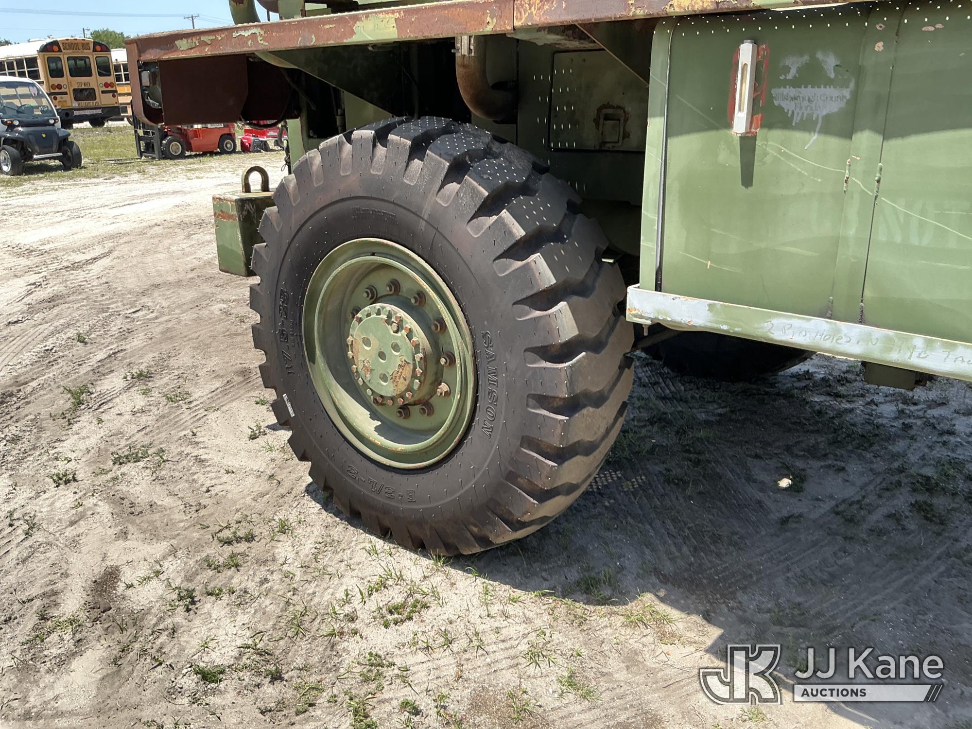(Tampa, FL) Lull Corp. MLULL 10K Rough Terrain Telescopic Forklift Runs, Moves & Operates )( Paint,