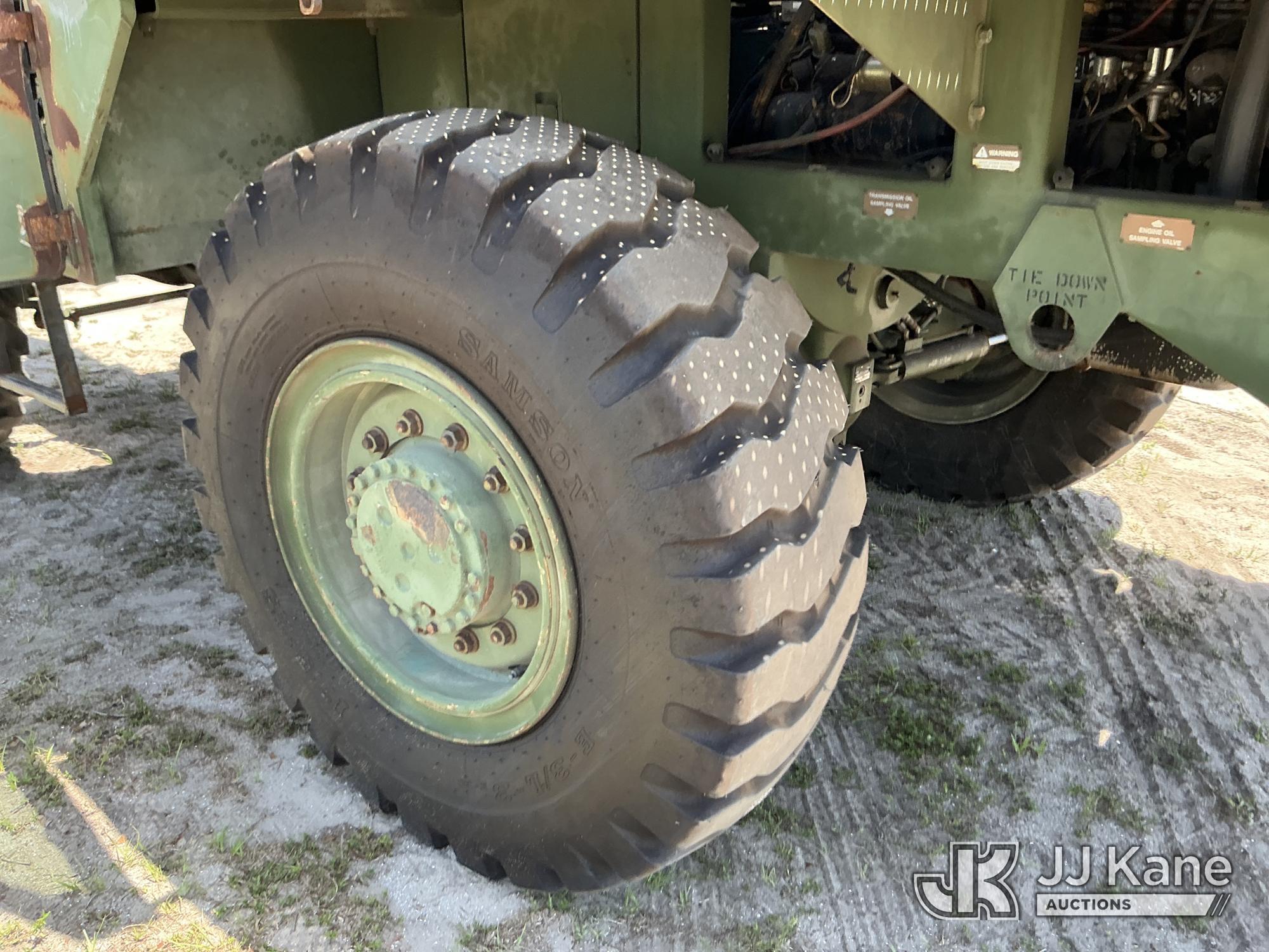 (Tampa, FL) Lull Corp. MLULL 10K Rough Terrain Telescopic Forklift Runs, Moves & Operates )( Paint,