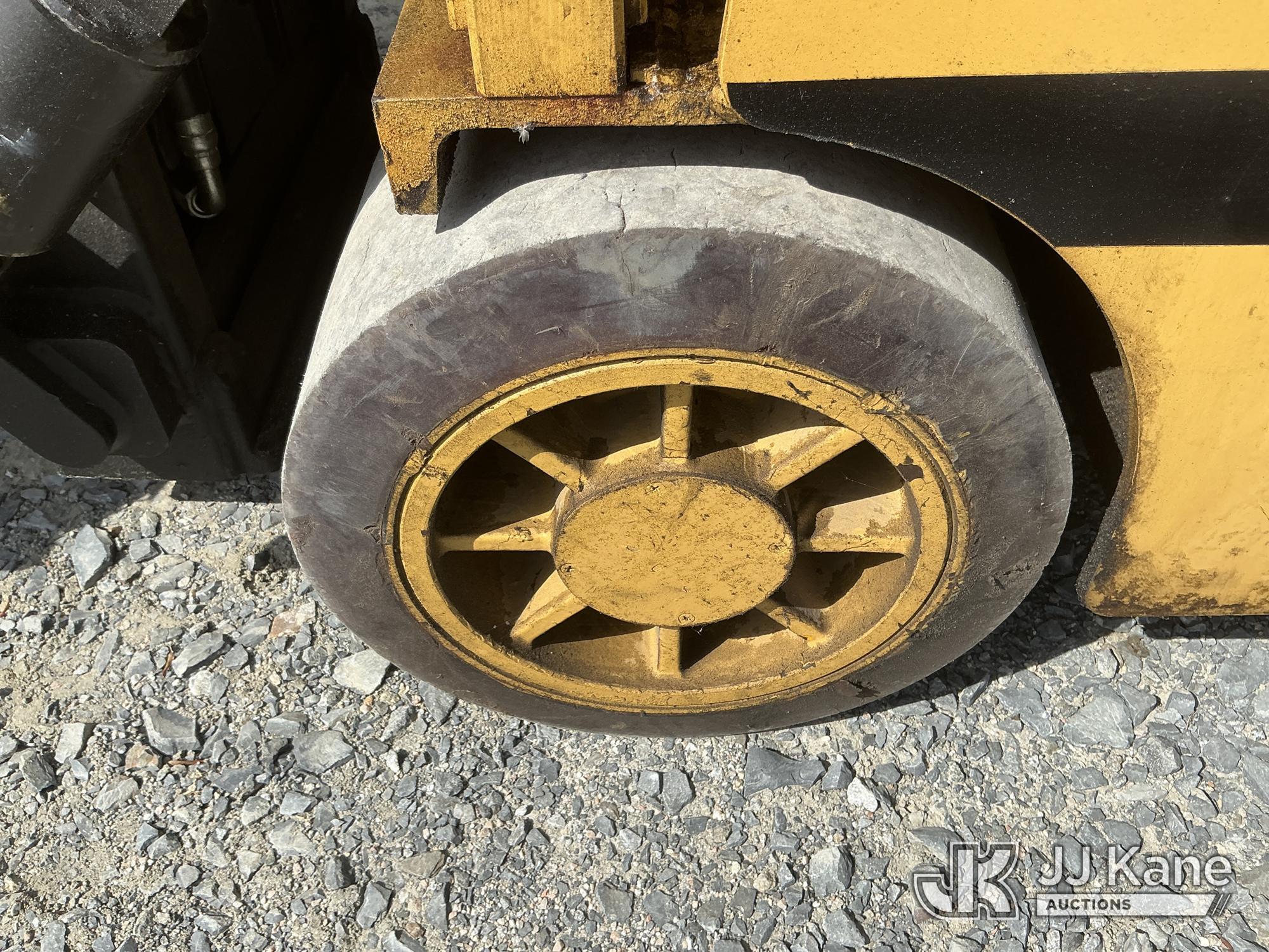 (China Grove, NC) 1995 Drexel SLT30, 3,000# Solid Tired Forklift Duke Unit) (Moves & Operates) (Hour