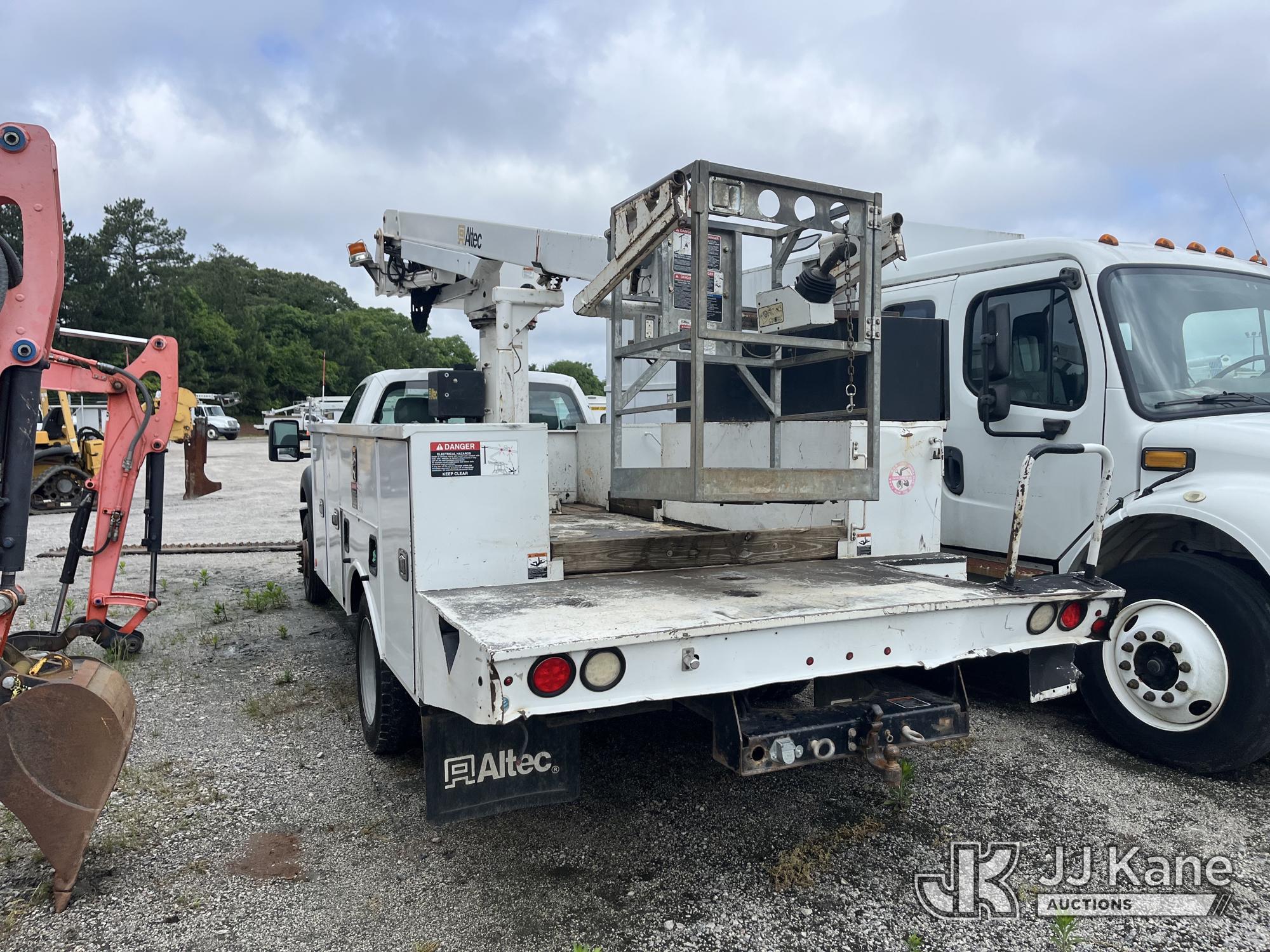 (Chester, VA) Altec AT235-P, Articulating & Telescopic Non-Insulated Cable Placing Bucket Truck moun