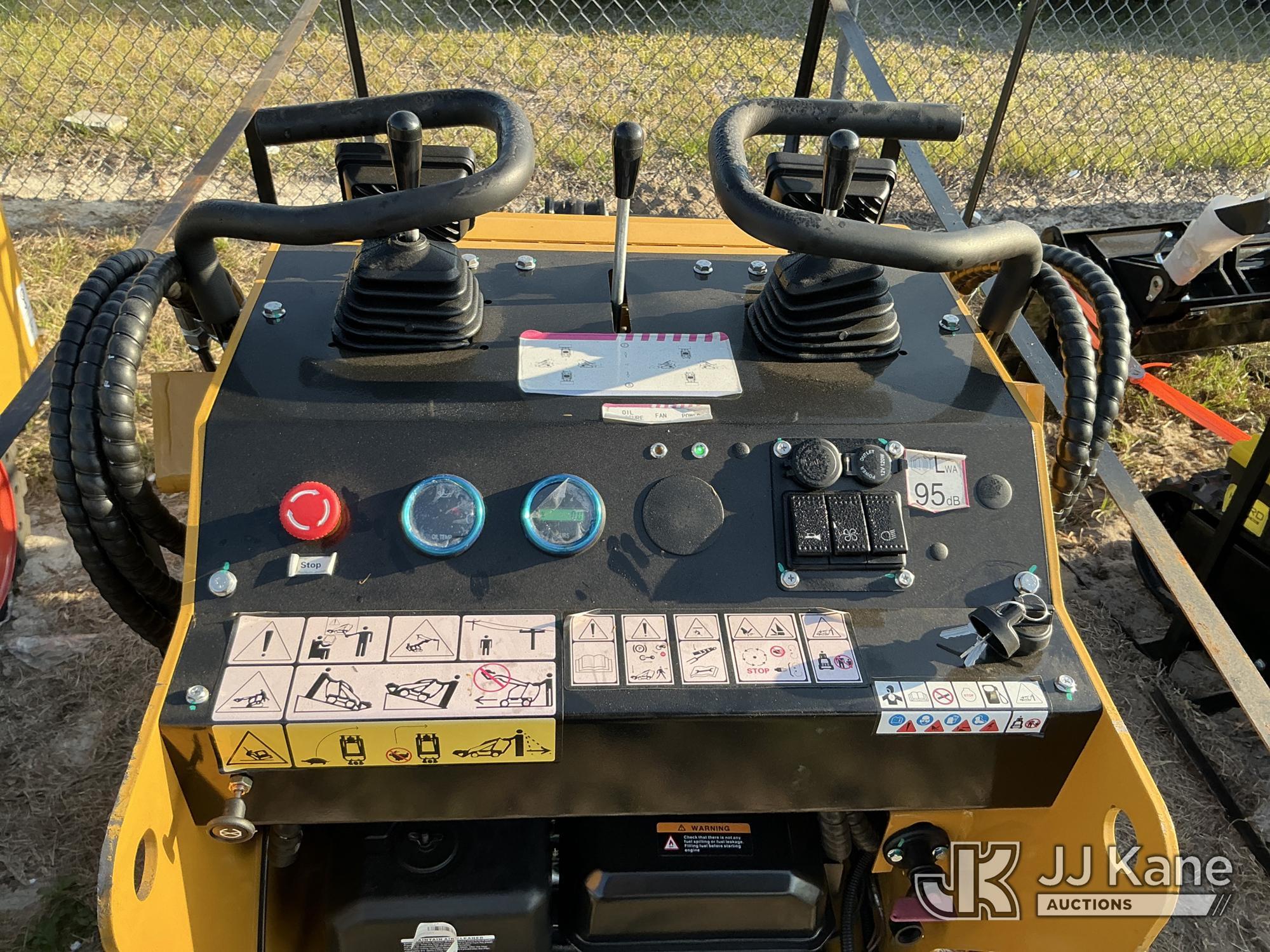 (Tampa, FL) 2024 AGT MX-MRT14 Stand-Up Crawler Skid Steer Loader Runs, Moves & Operates) (Paint Dama