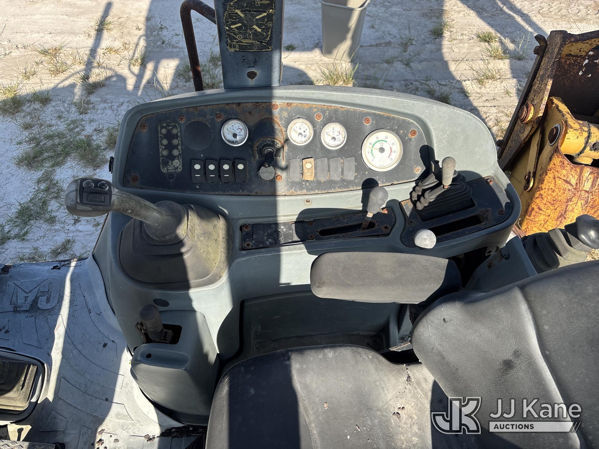 (Westlake, FL) 2005 Cat 430D Tractor Loader Backhoe Runs, Moves, & Operates) (Body & Paint Damage, I
