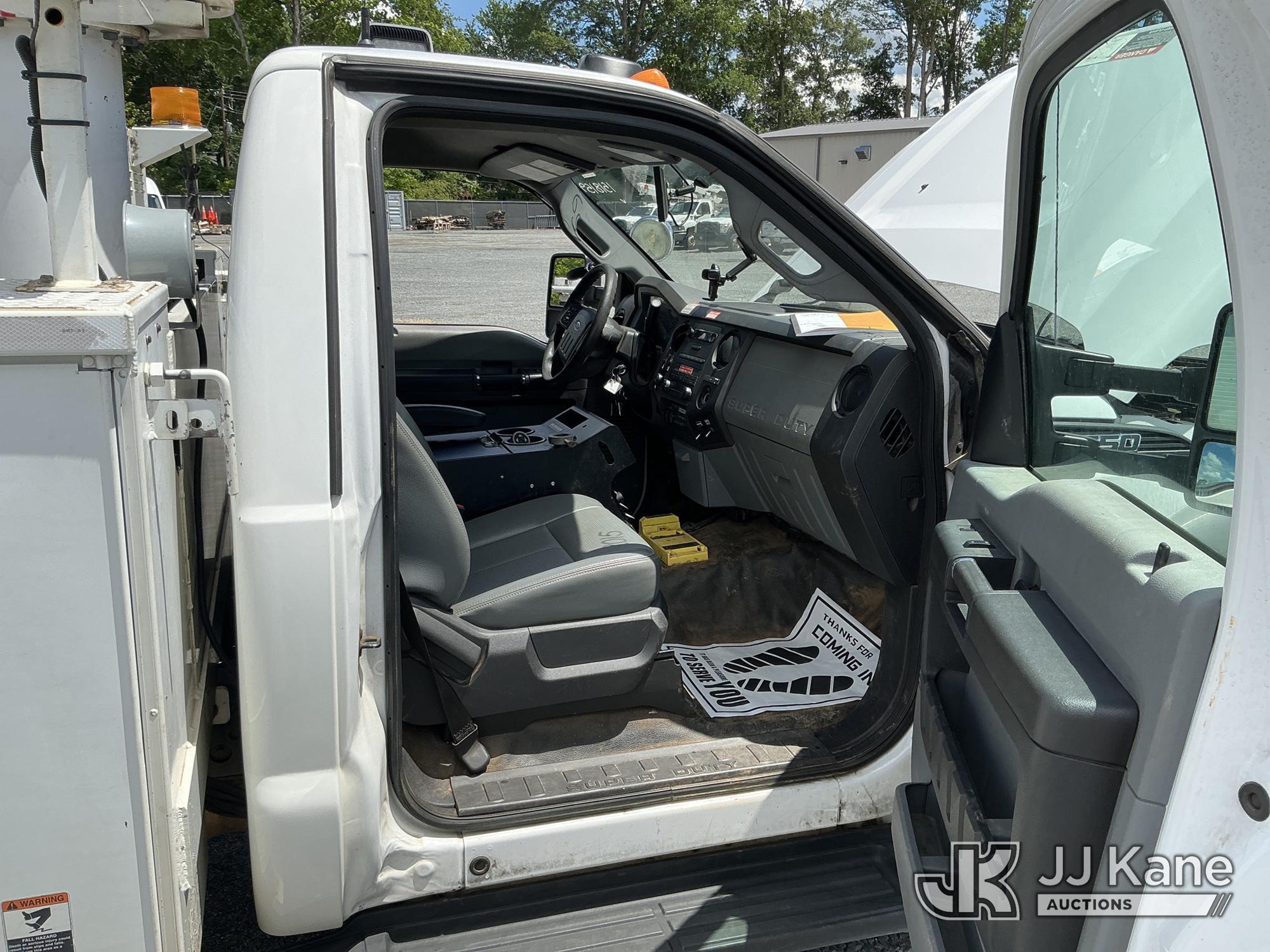 (China Grove, NC) Altec AT40-MH, Articulating & Telescopic Material Handling Bucket Truck mounted be