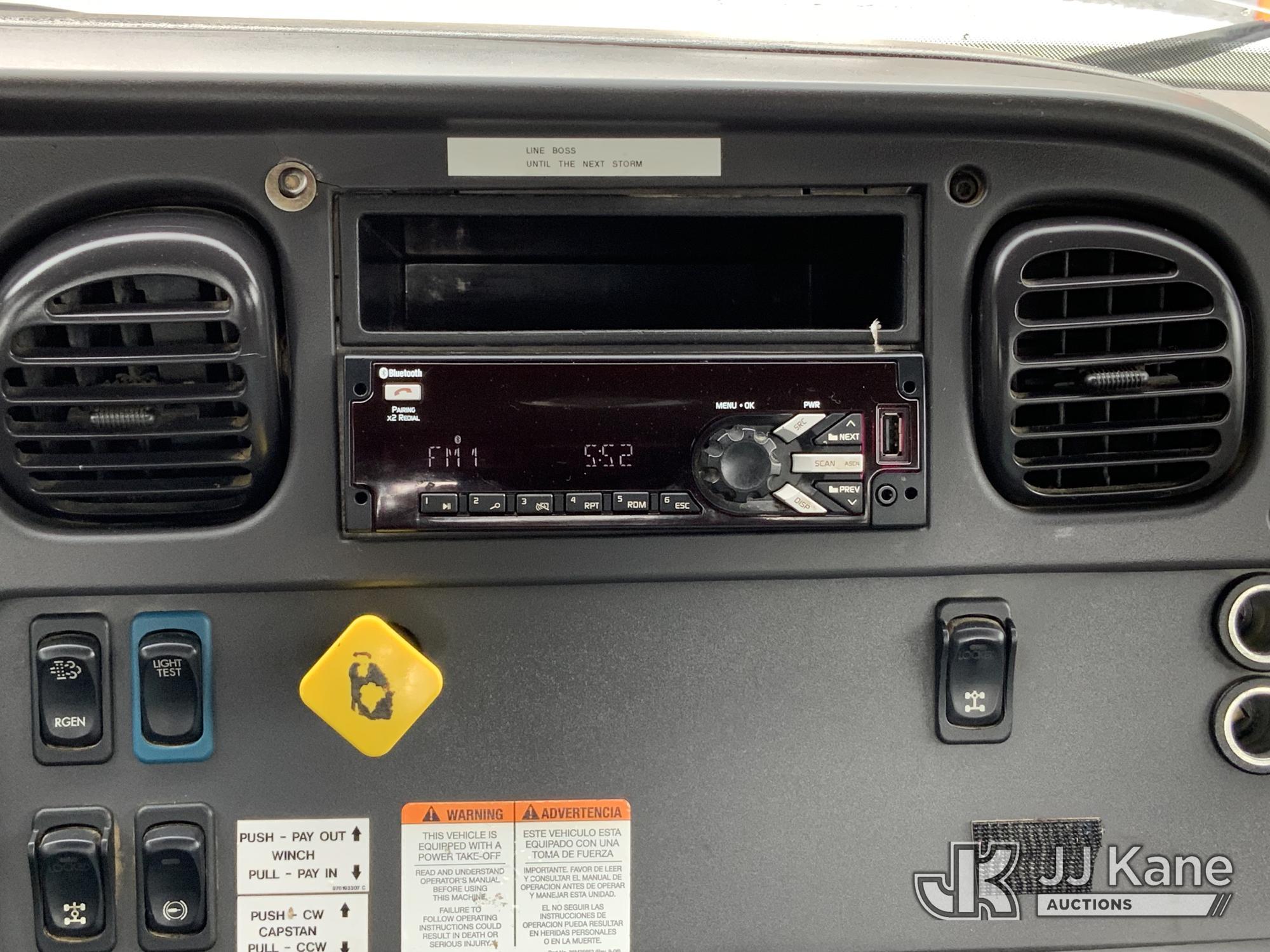 (Graysville, AL) Altec AM855-MH, Over-Center Material Handling Bucket Truck rear mounted on 2015 Fre