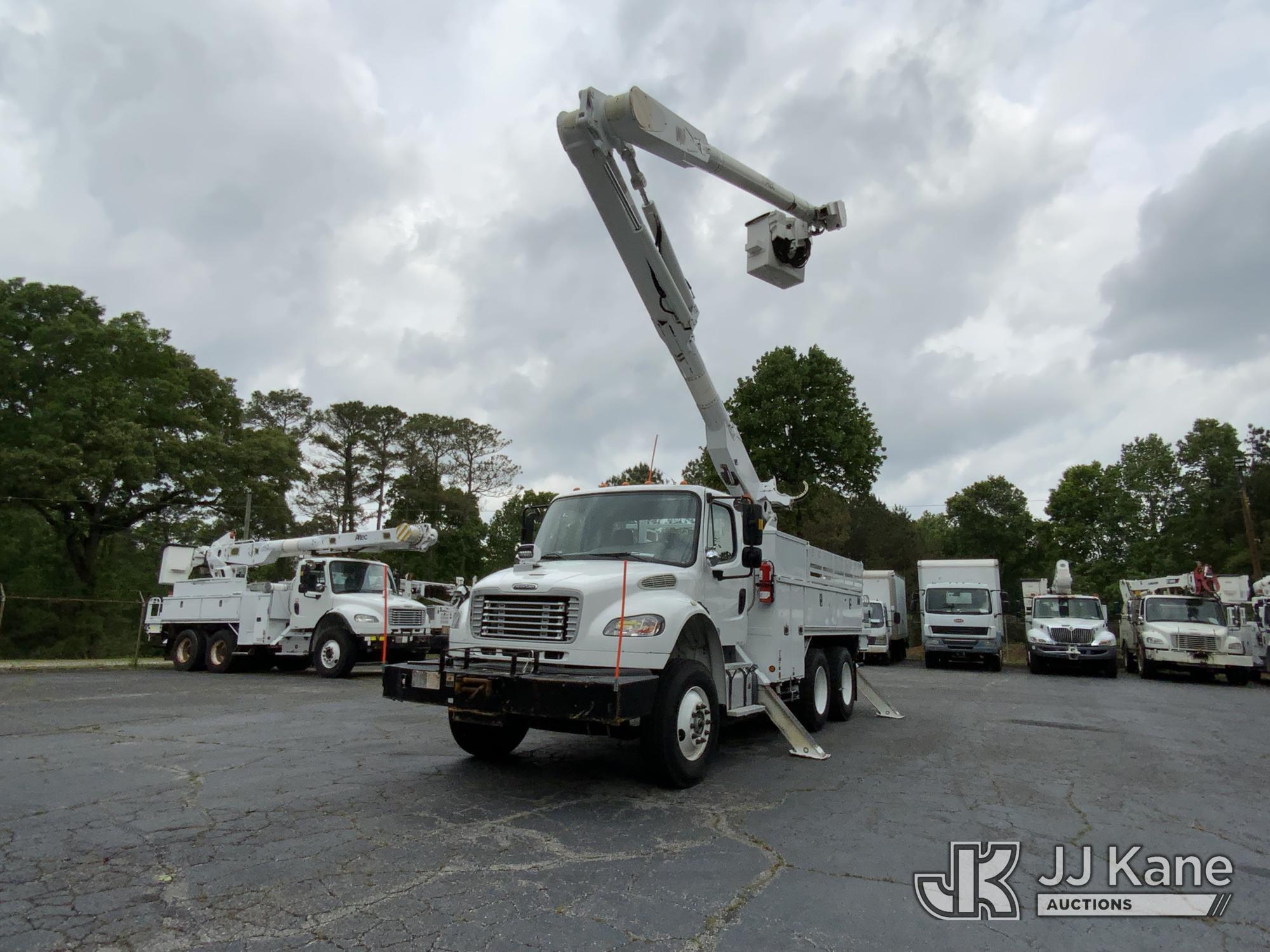 (Graysville, AL) Altec AM855-MH, Over-Center Material Handling Bucket Truck rear mounted on 2015 Fre