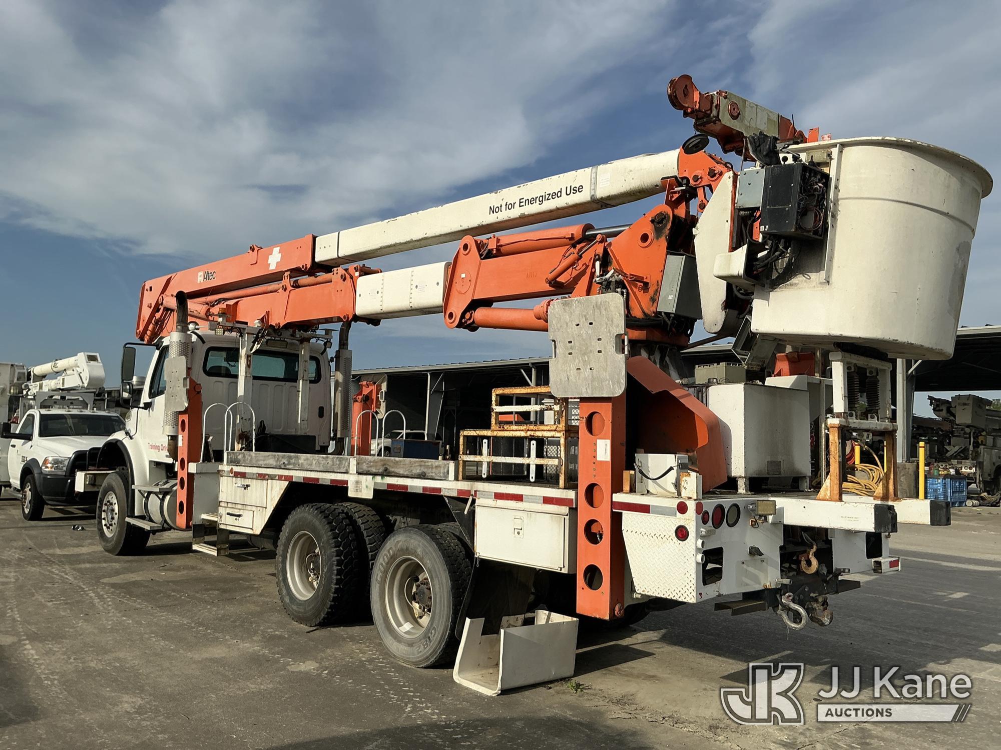 (Moncks Corner, SC) Altec AH100, Articulating & Telescopic Material Handling Bucket Truck rear mount