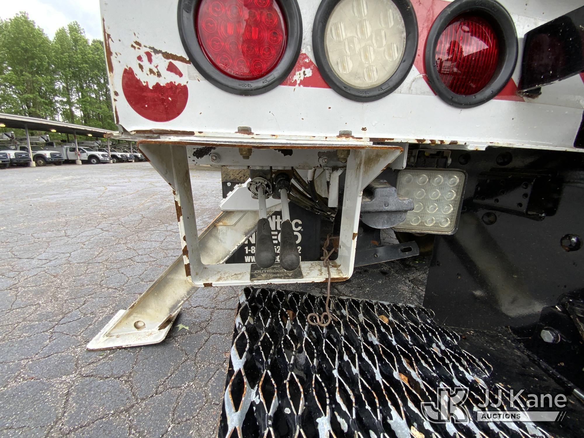 (Graysville, AL) Altec AM855-MH, Over-Center Material Handling Bucket Truck rear mounted on 2015 Fre