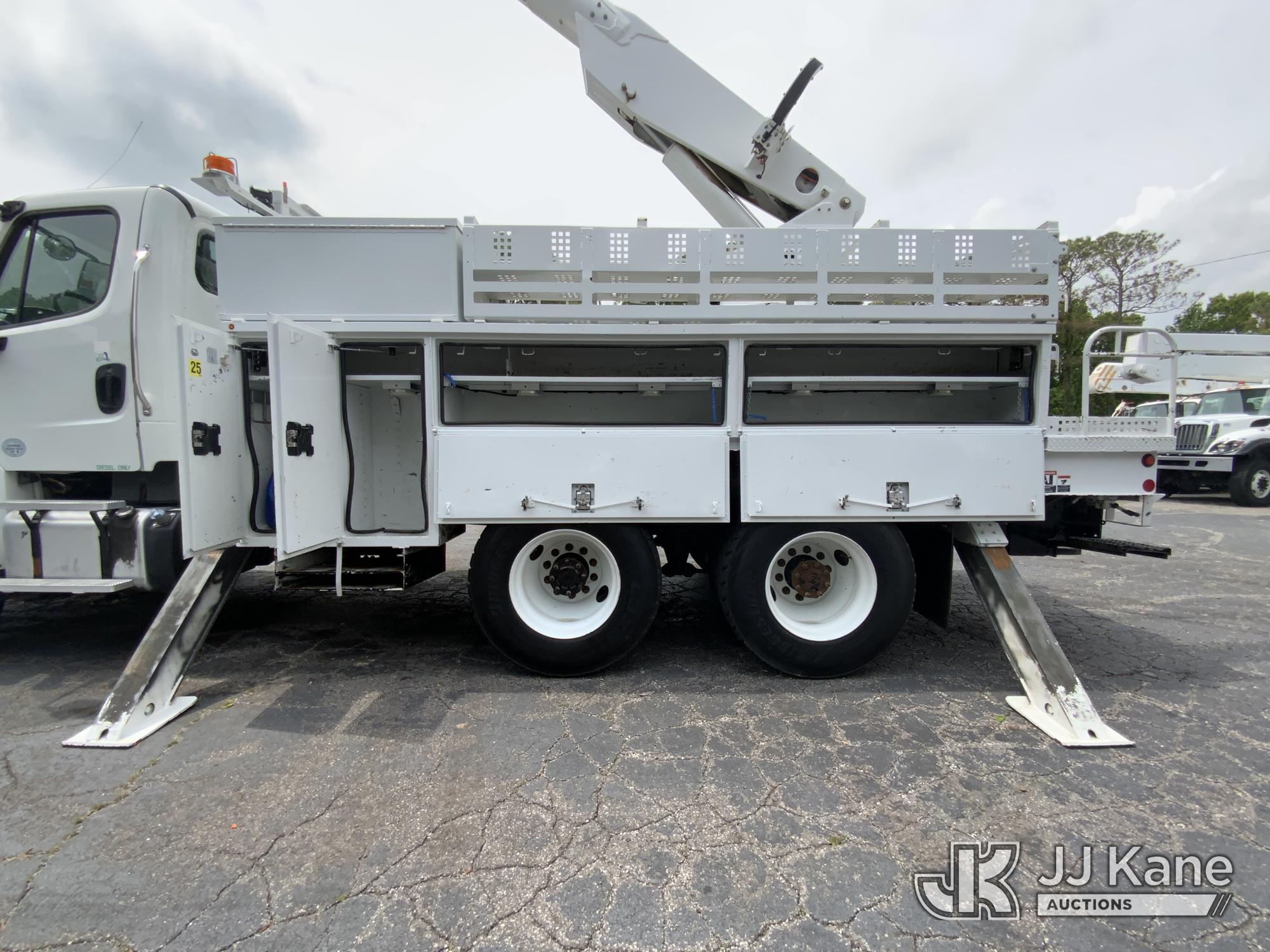 (Graysville, AL) Altec AM855, Over-Center Material Handling Bucket Truck rear mounted on 2015 Freigh