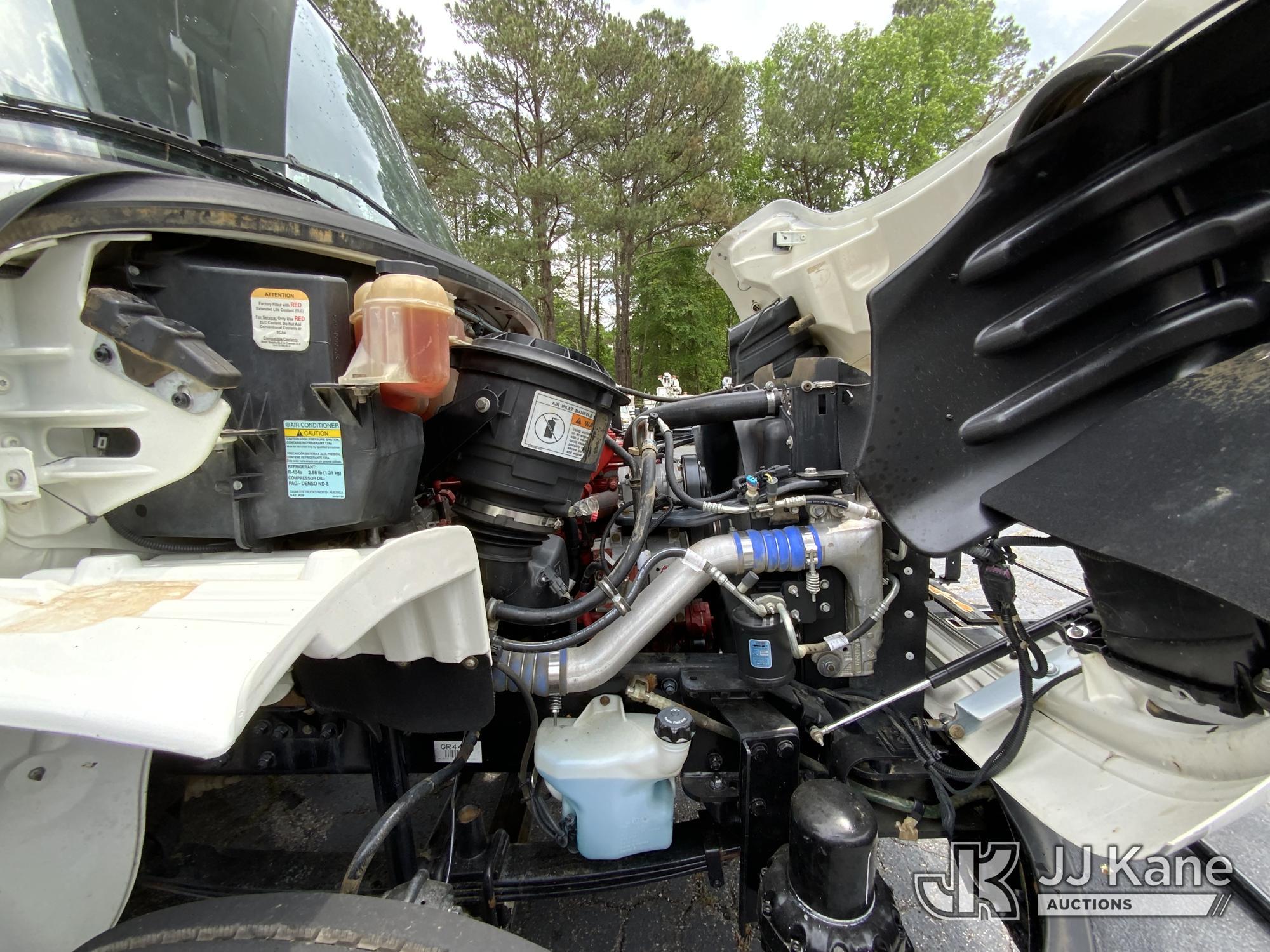 (Graysville, AL) Altec AM855-MH, Over-Center Material Handling Bucket Truck rear mounted on 2015 Fre
