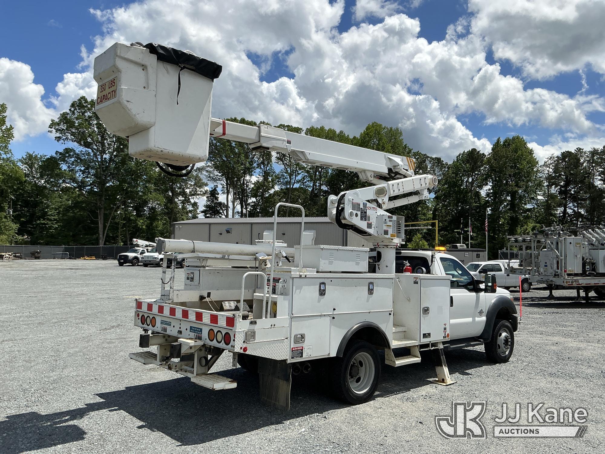 (China Grove, NC) Altec AT40-MH, Articulating & Telescopic Material Handling Bucket Truck mounted be