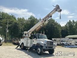 (Columbia, SC) Altec DM47-TR, Digger Derrick rear mounted on 2007 International 7300 4x4 Utility Tru
