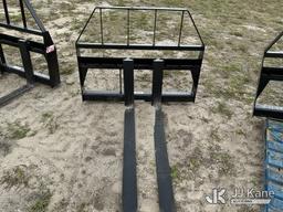 (Tampa, FL) Kivel 3500 LB Pallet Forks New) (Paint & Body Damage