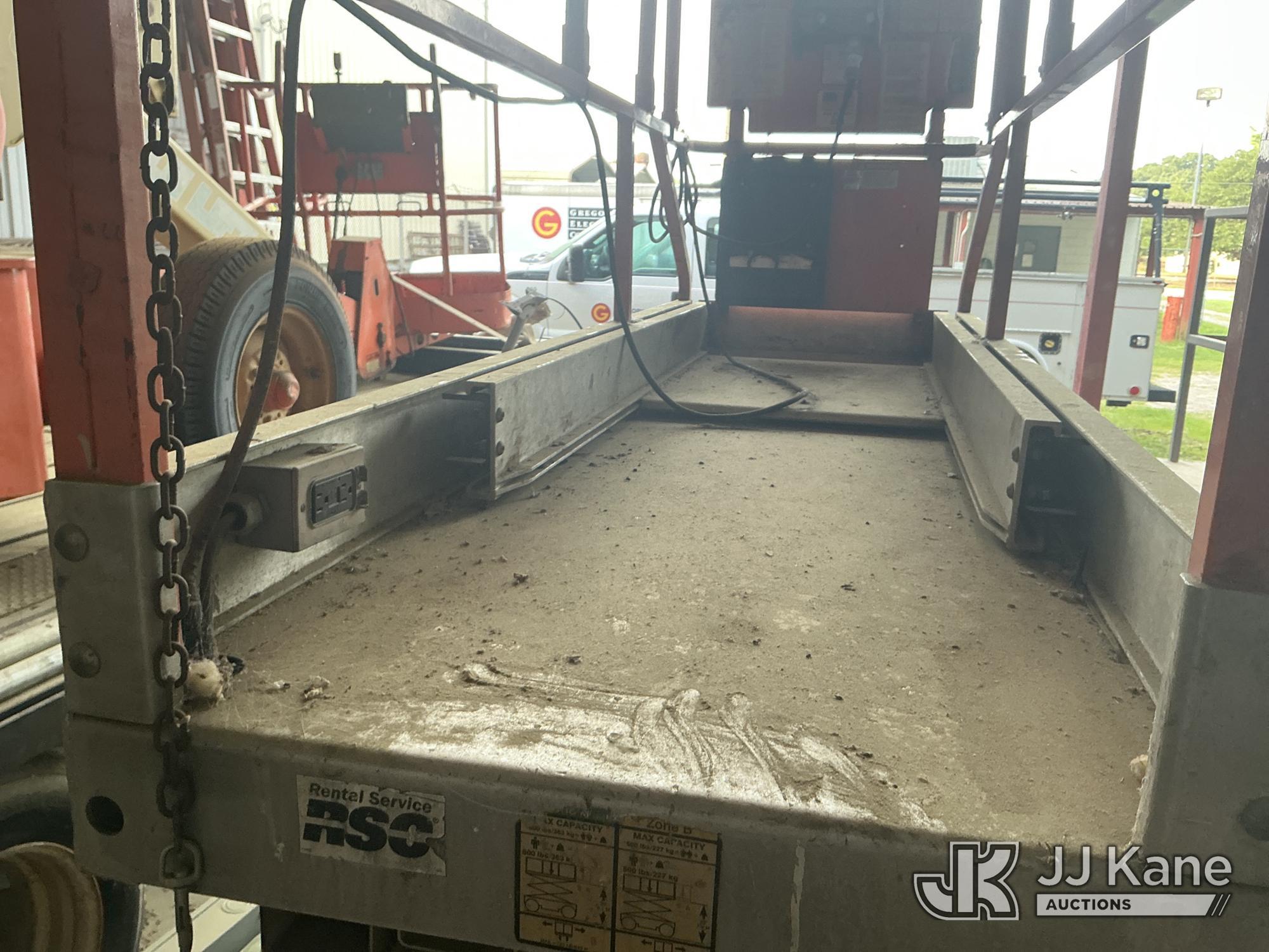 (Aiken, SC) 2004 JLG 2630-ES Self-Propelled Scissor Lift, (Being Sold with Additional 2004 JLG 2630-