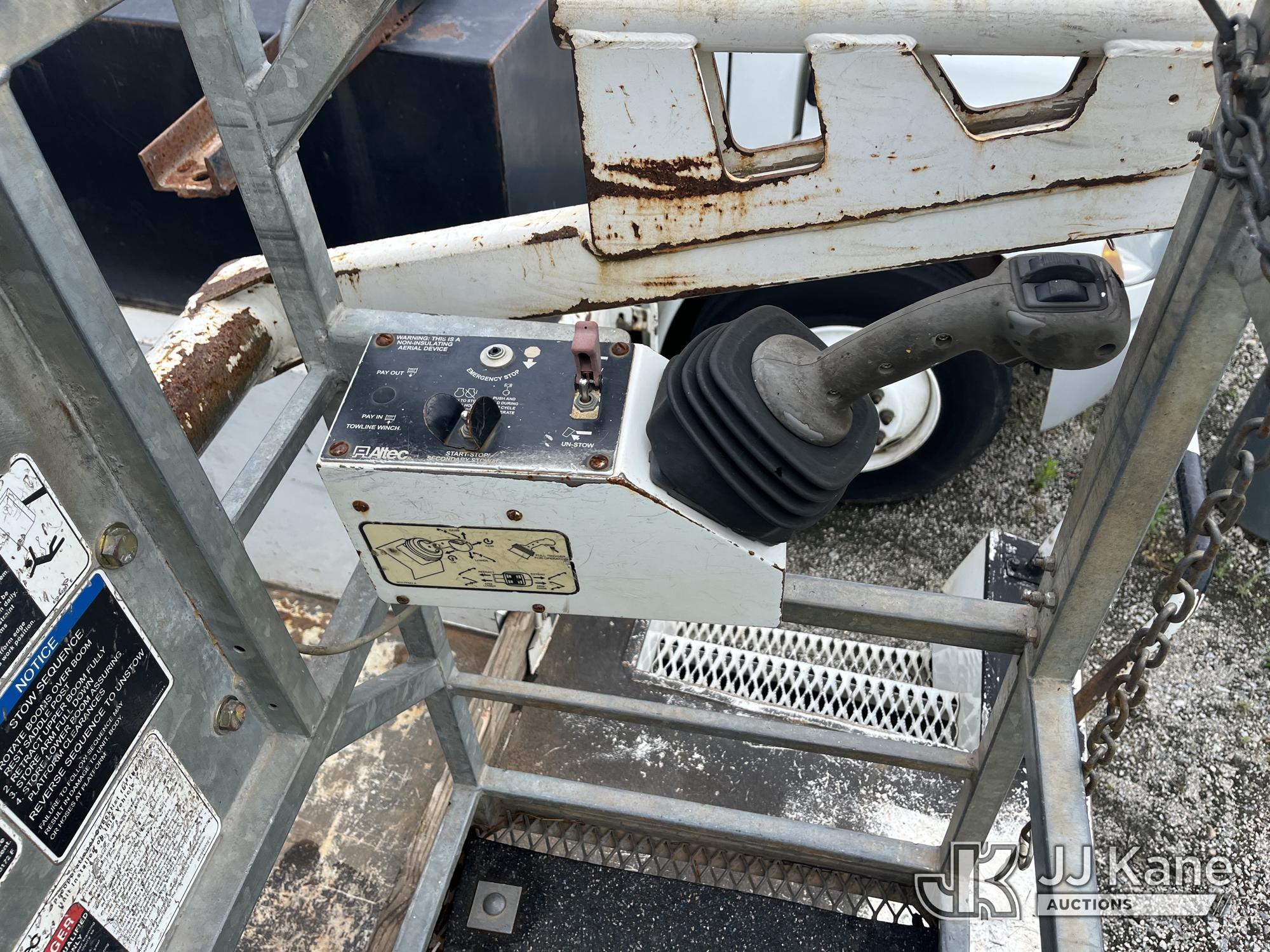 (Chester, VA) Altec AT235-P, Articulating & Telescopic Non-Insulated Cable Placing Bucket Truck moun