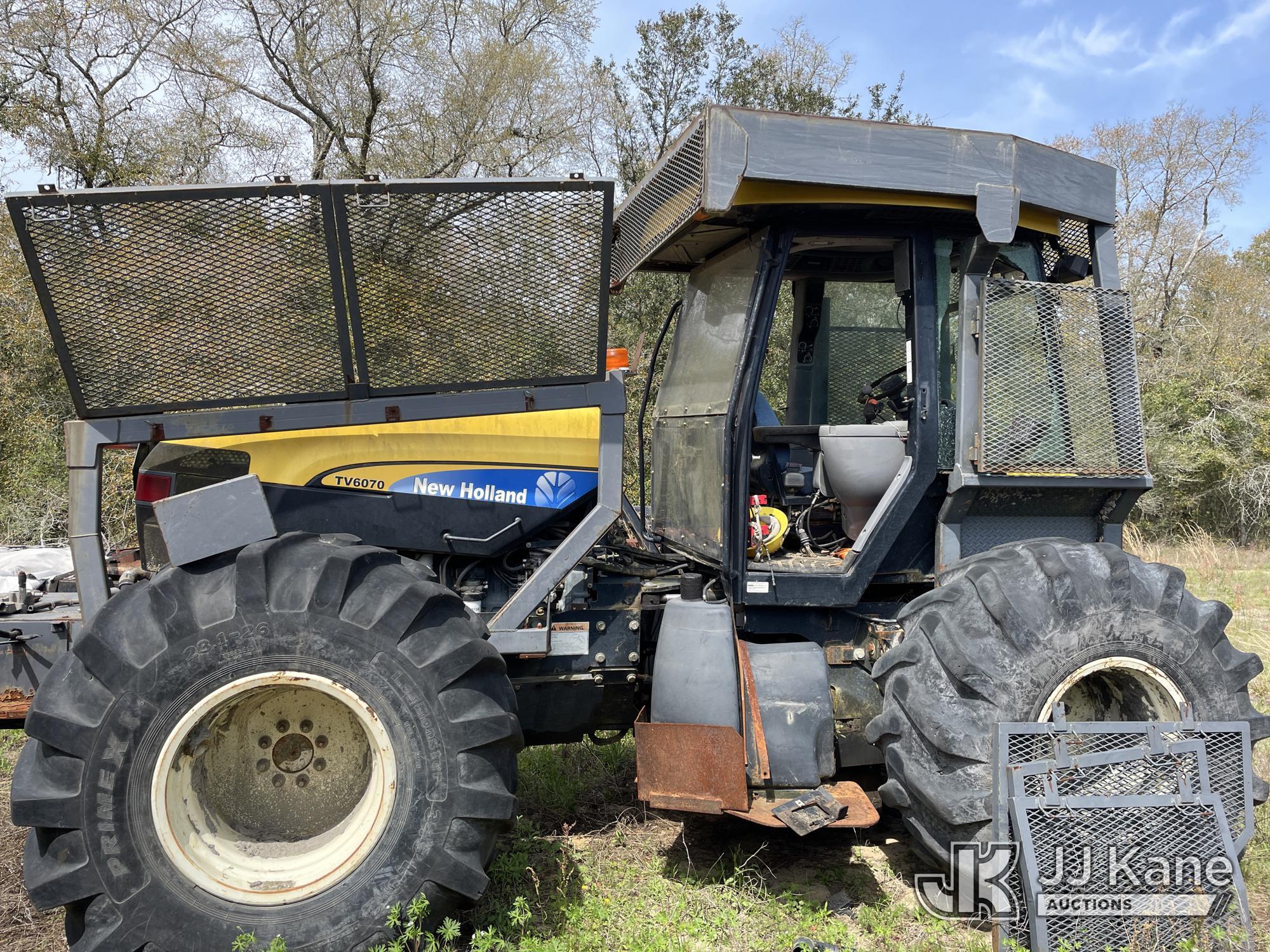 (Defuniak Springs, FL) 2014 New Holland TV6070 4x4 Utility Tractor, (Utility Owned) Not Running, Con