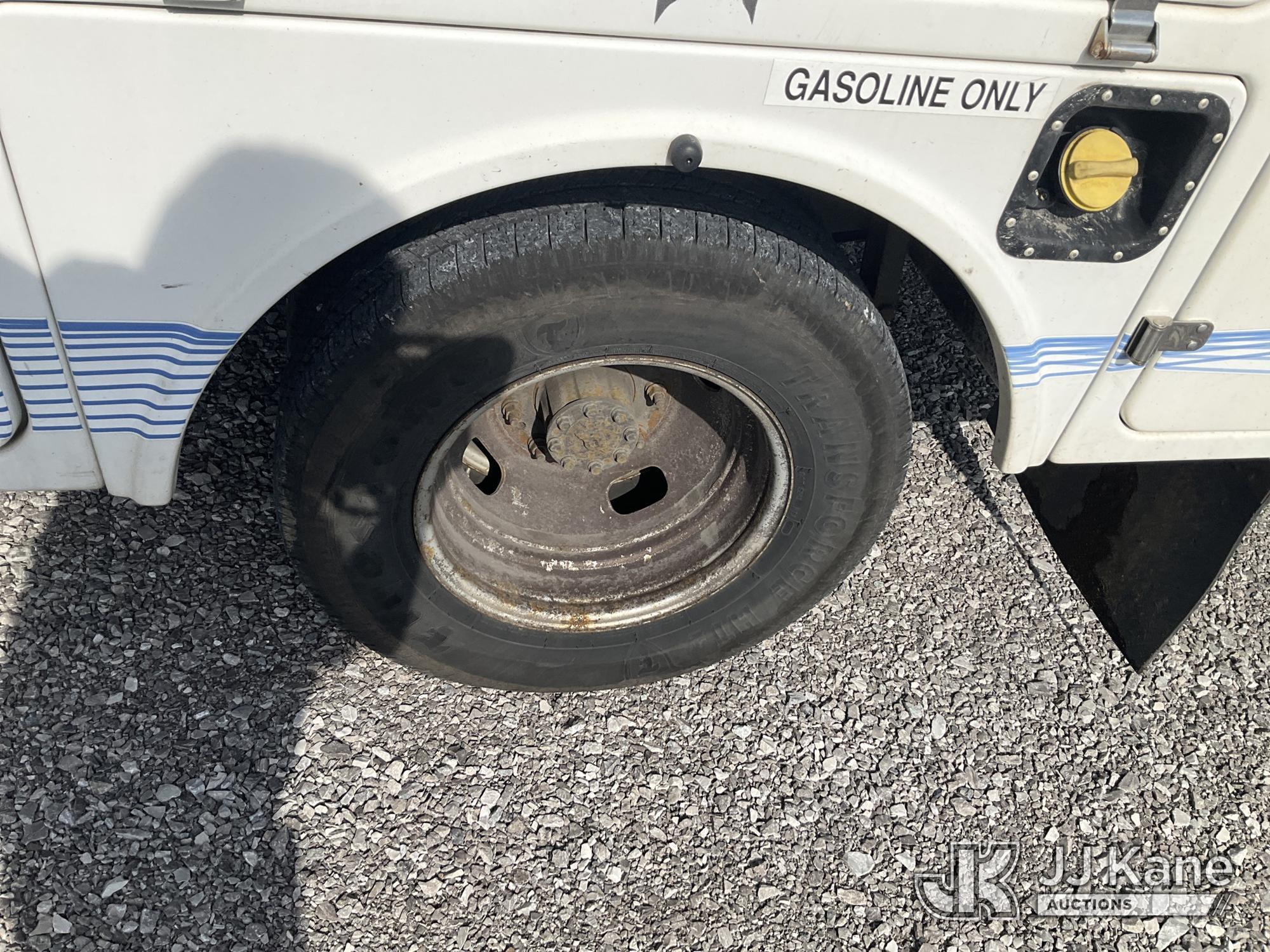 (Verona, KY) Versalift TEL29NE, Telescopic Non-Insulated Bucket Truck mounted behind cab on 2011 For