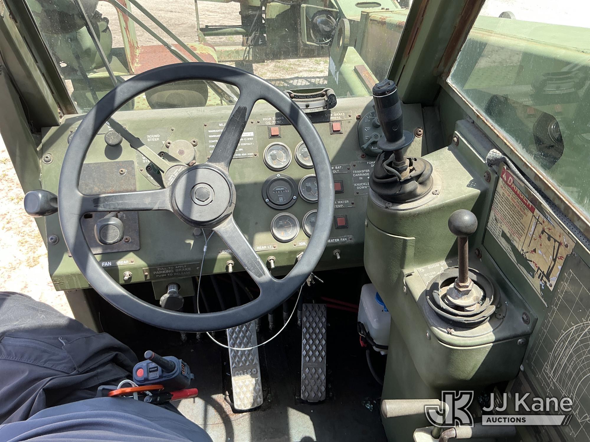 (Tampa, FL) Lull Corp. MLULL 10K Rough Terrain Telescopic Forklift Runs, Moves & Operates )( Paint,