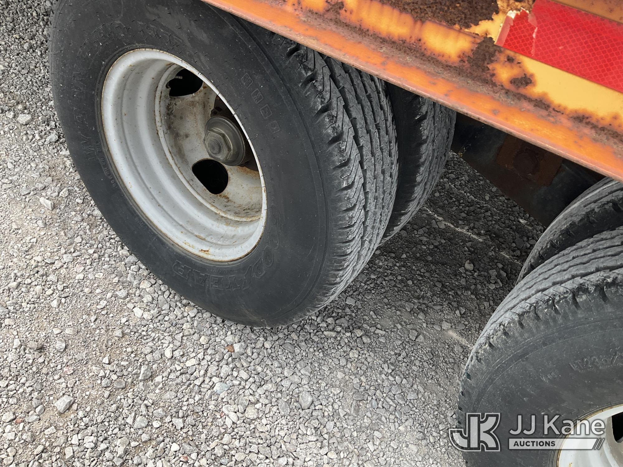 (Verona, KY) 2000 Kiefer-Built T/A Tagalong Equipment Trailer Rust Damage