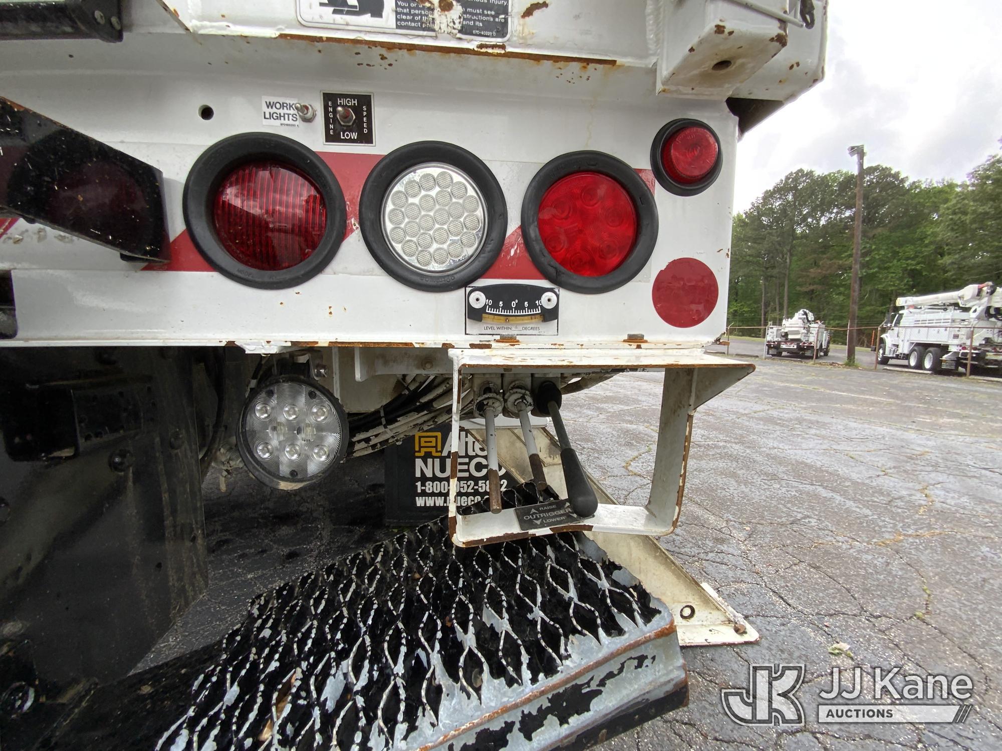 (Graysville, AL) Altec AM855-MH, Over-Center Material Handling Bucket Truck rear mounted on 2015 Fre