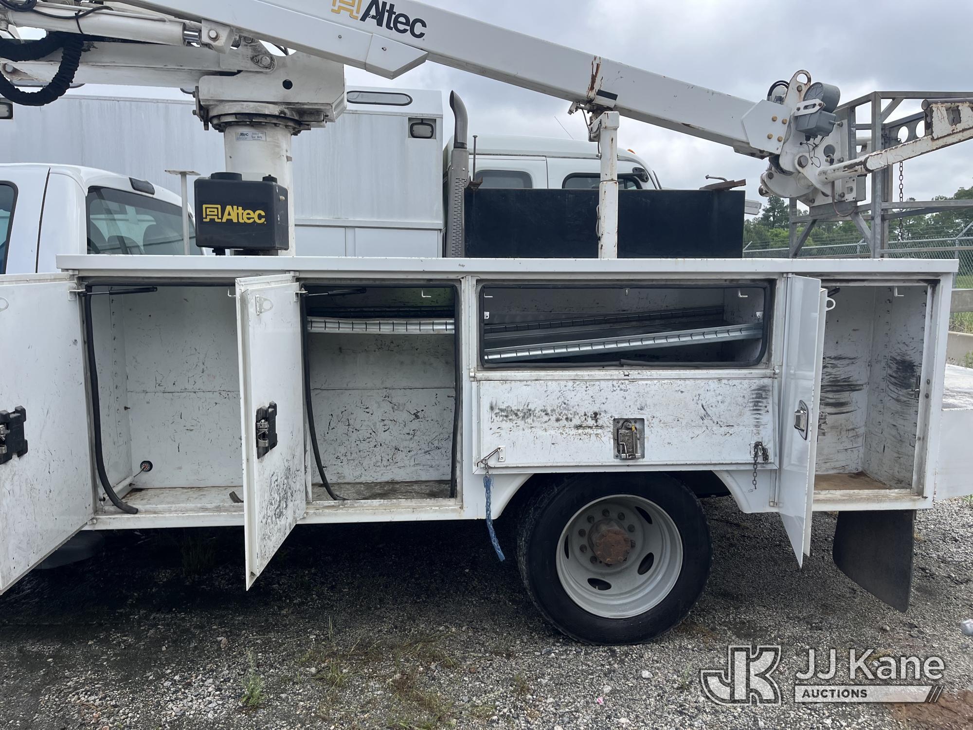 (Chester, VA) Altec AT235-P, Articulating & Telescopic Non-Insulated Cable Placing Bucket Truck moun