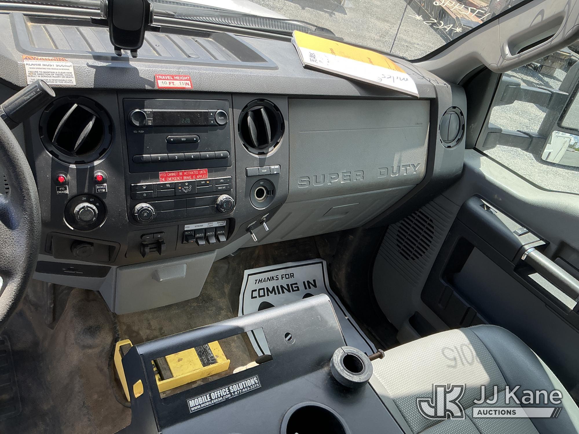 (China Grove, NC) Altec AT40-MH, Articulating & Telescopic Material Handling Bucket Truck mounted be