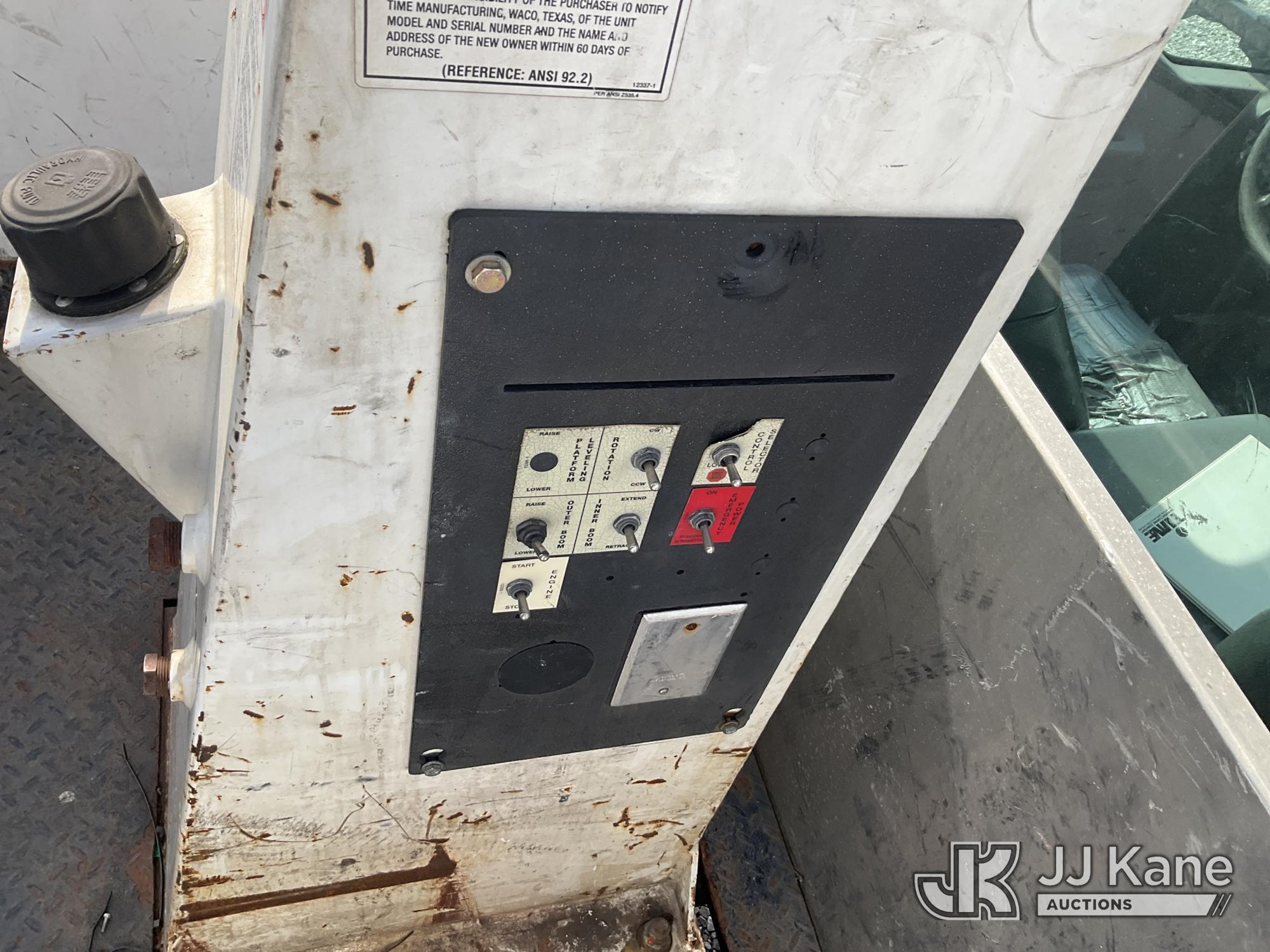 (Verona, KY) Versalift TEL29NE, Telescopic Non-Insulated Bucket Truck mounted behind cab on 2011 For